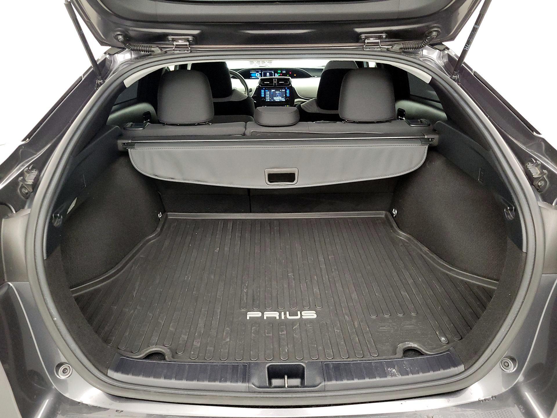 Thumbnail: 2016 Toyota Prius - 20