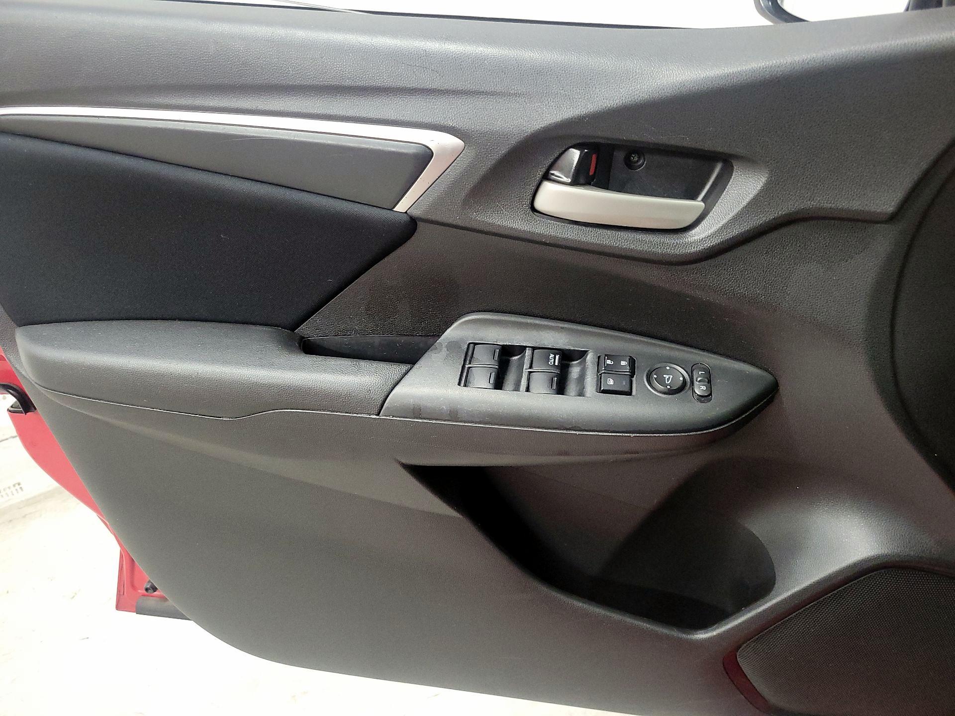 Thumbnail: 2016 Honda Fit - 12