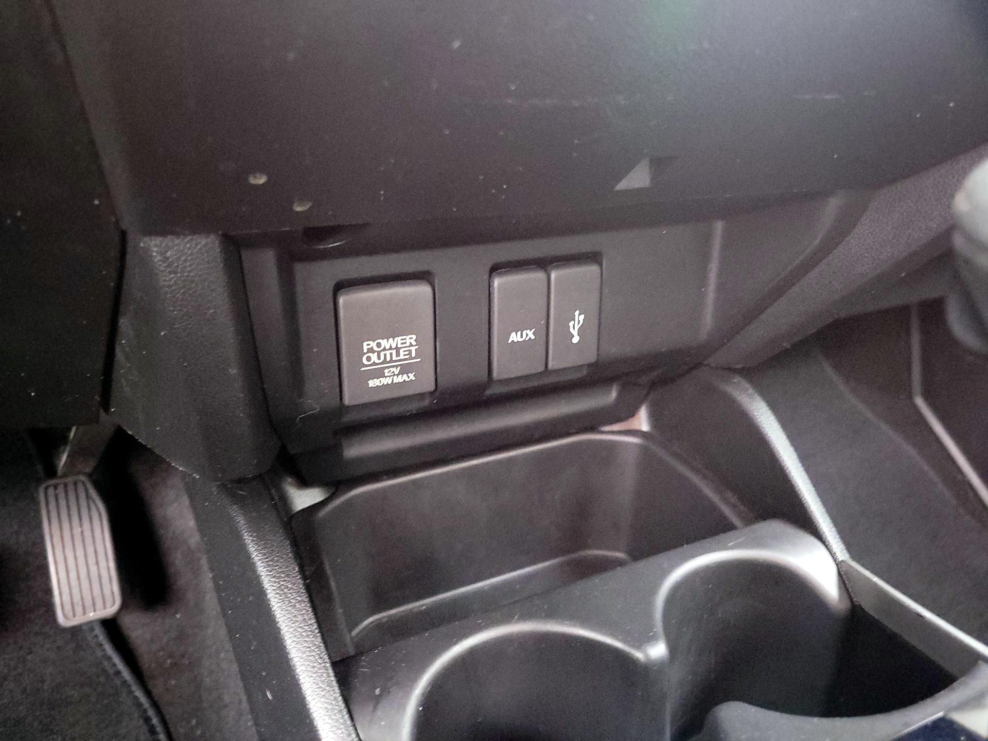 Thumbnail: 2016 Honda Fit - 18