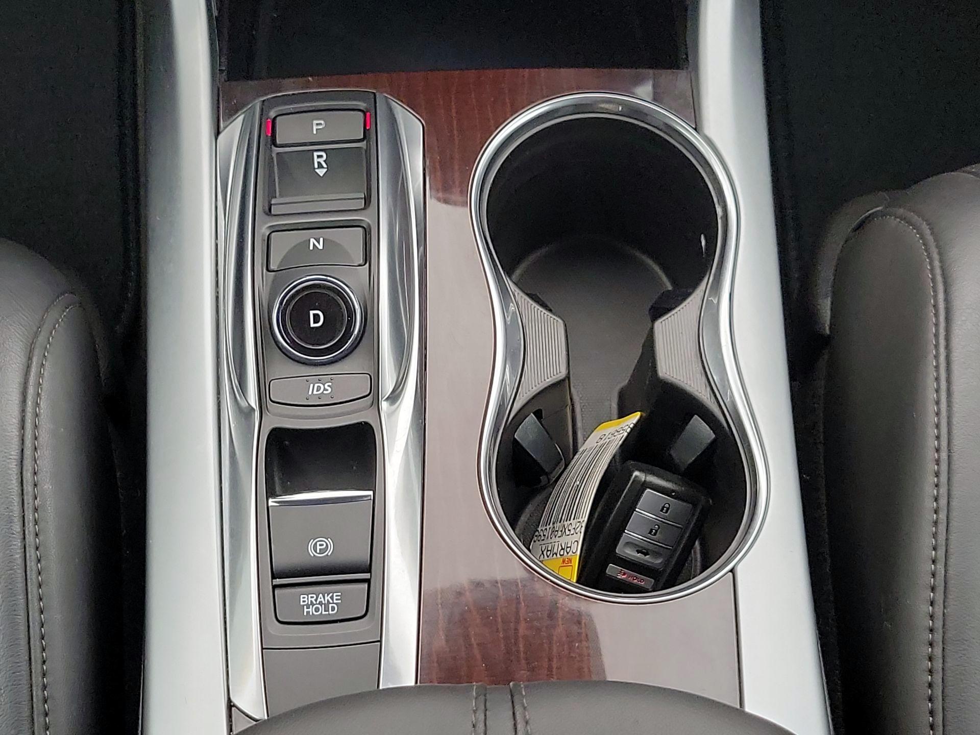 Thumbnail: 2015 Acura TLX - 17