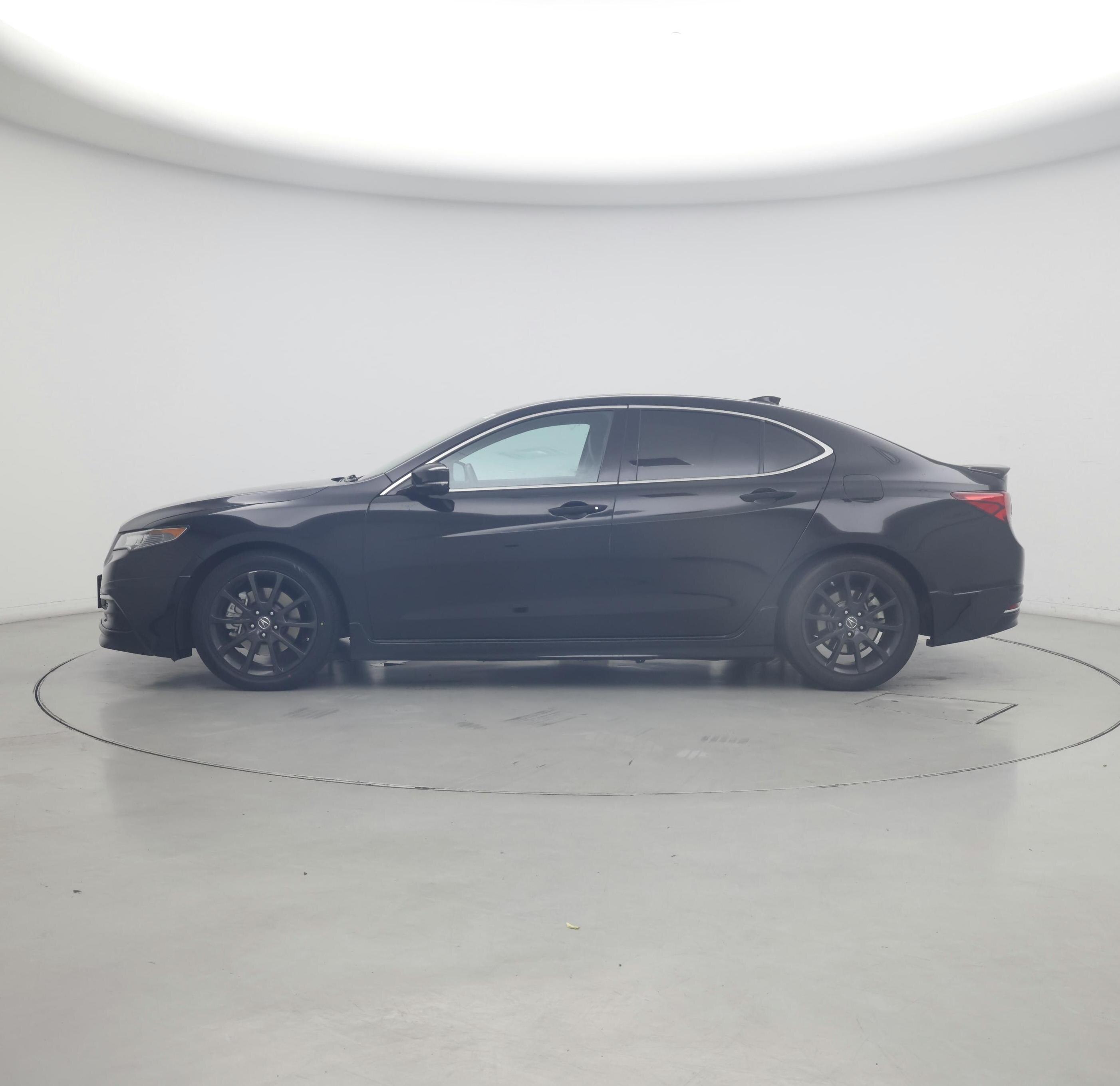 Thumbnail: 2015 Acura TLX - 3