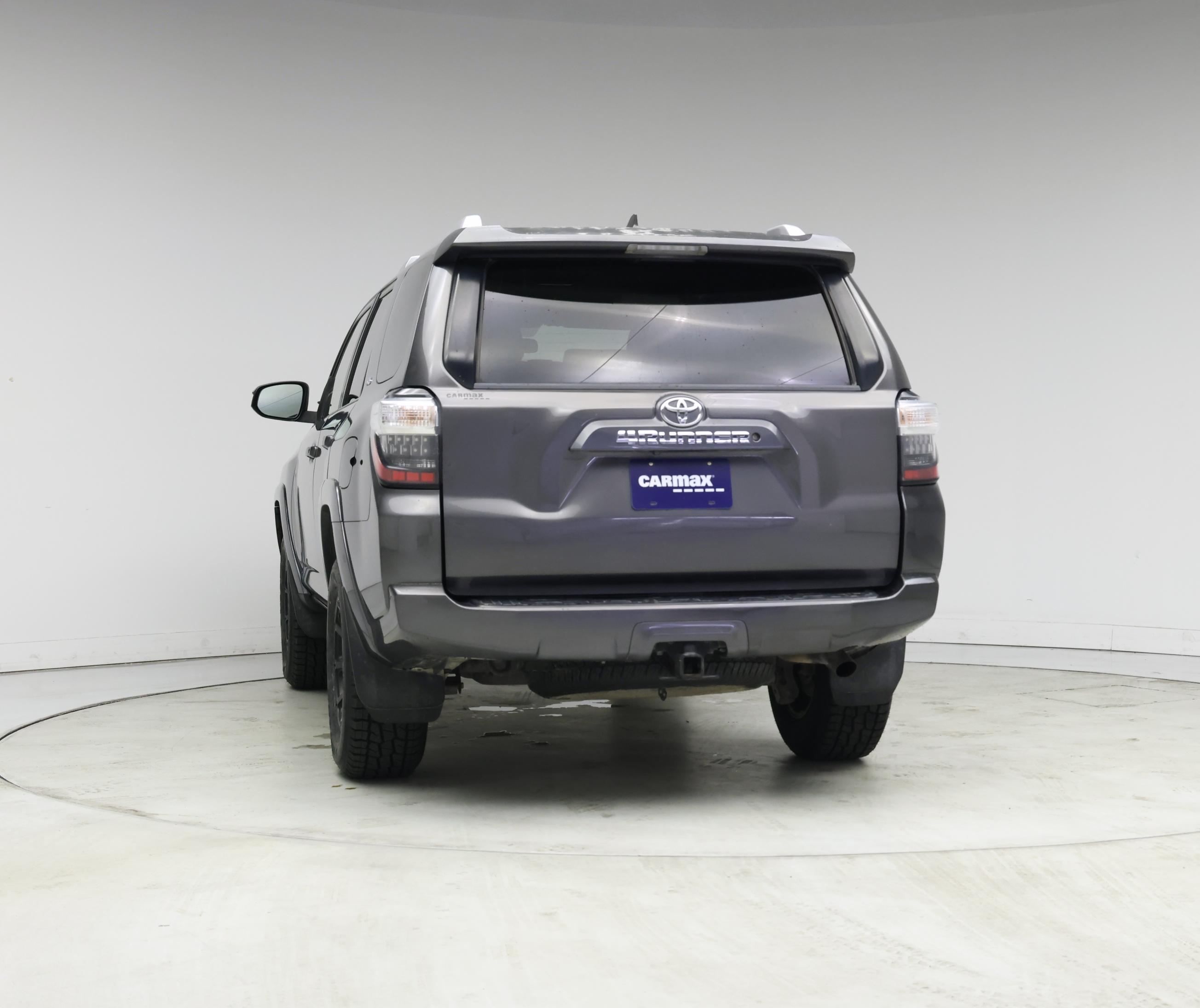 Thumbnail: 2016 Toyota 4Runner - 6