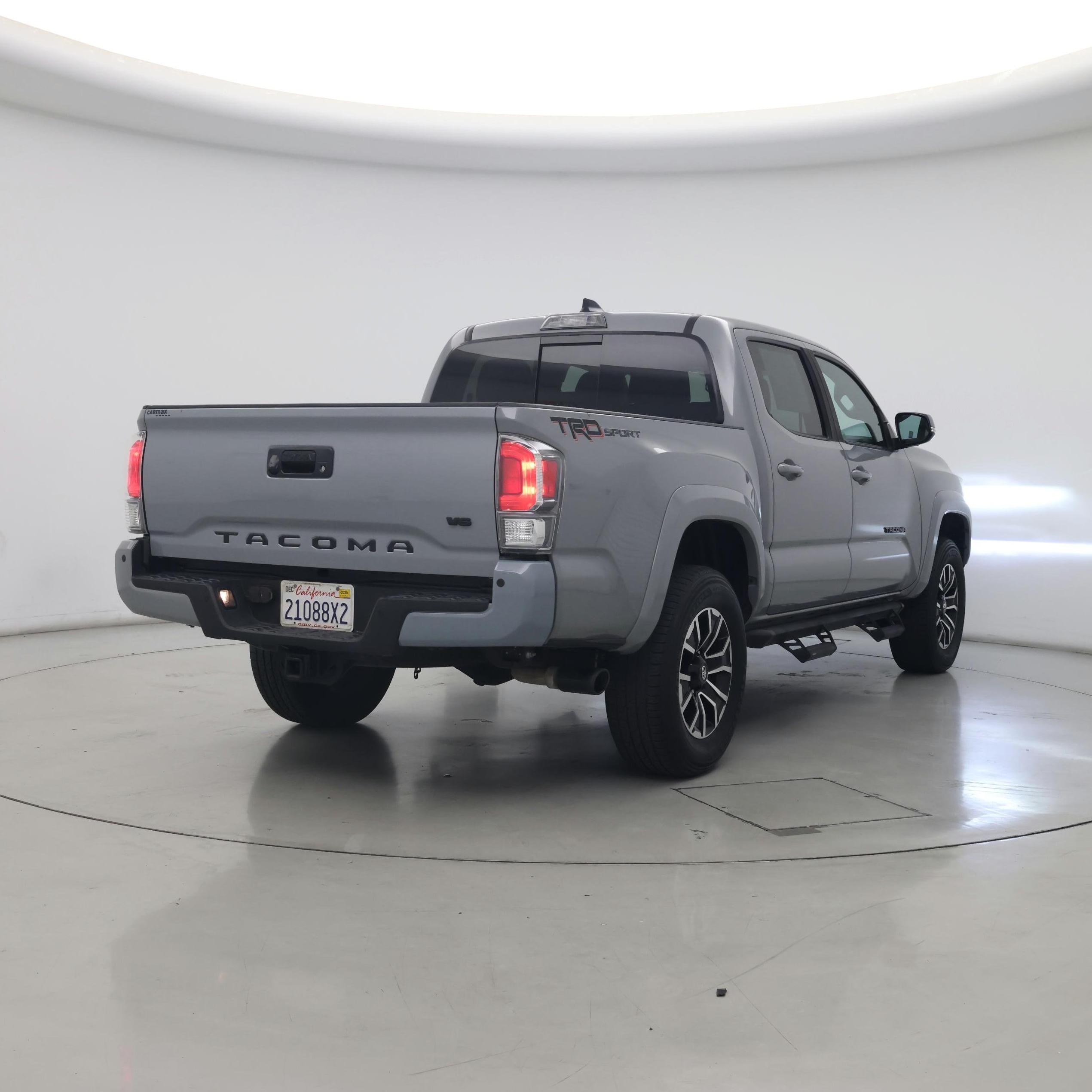 Thumbnail: 2020 Toyota Tacoma - 8