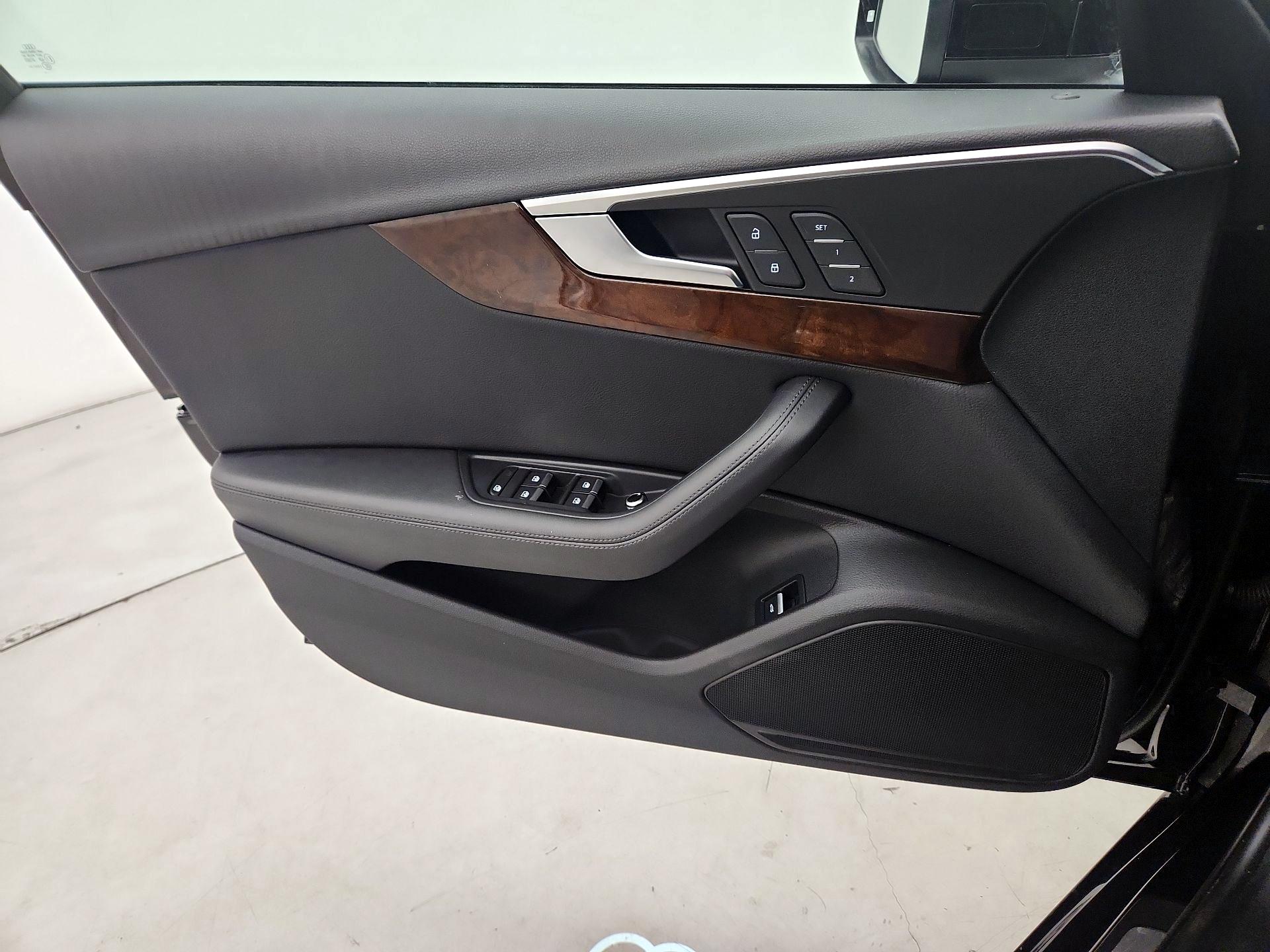 Thumbnail: 2019 Audi A4 - 12