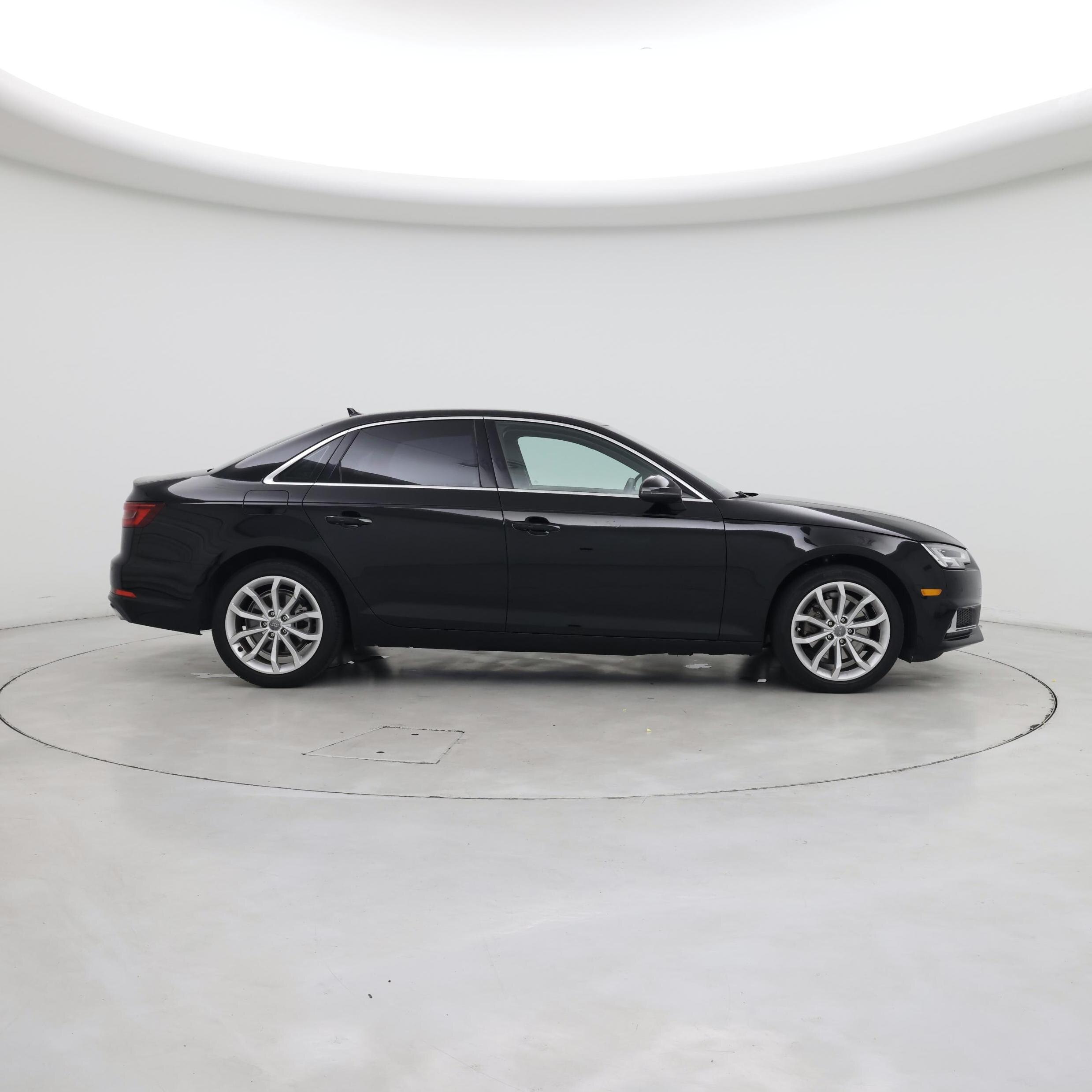 Thumbnail: 2019 Audi A4 - 7