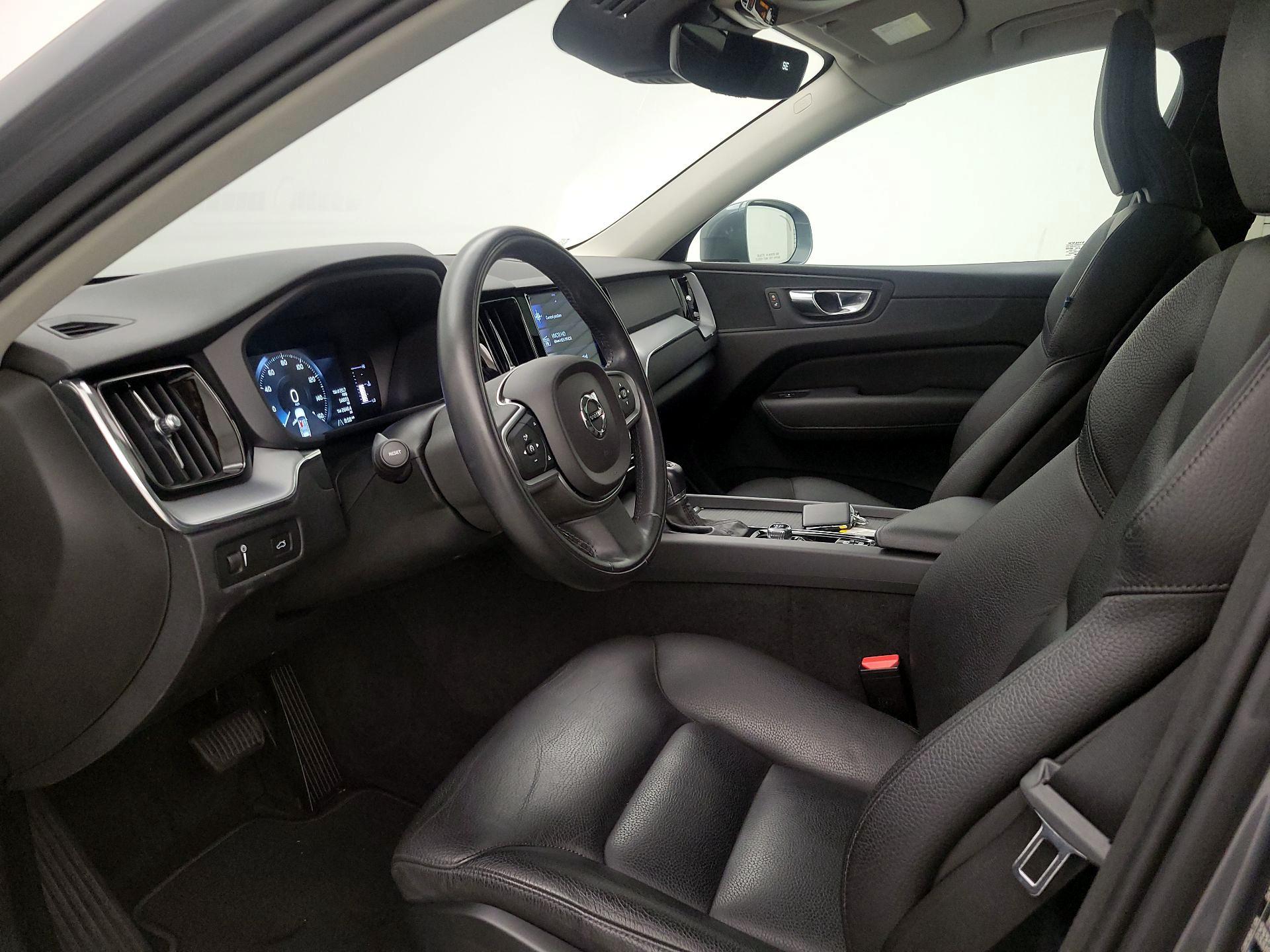 Thumbnail: 2019 Volvo XC60 - 11
