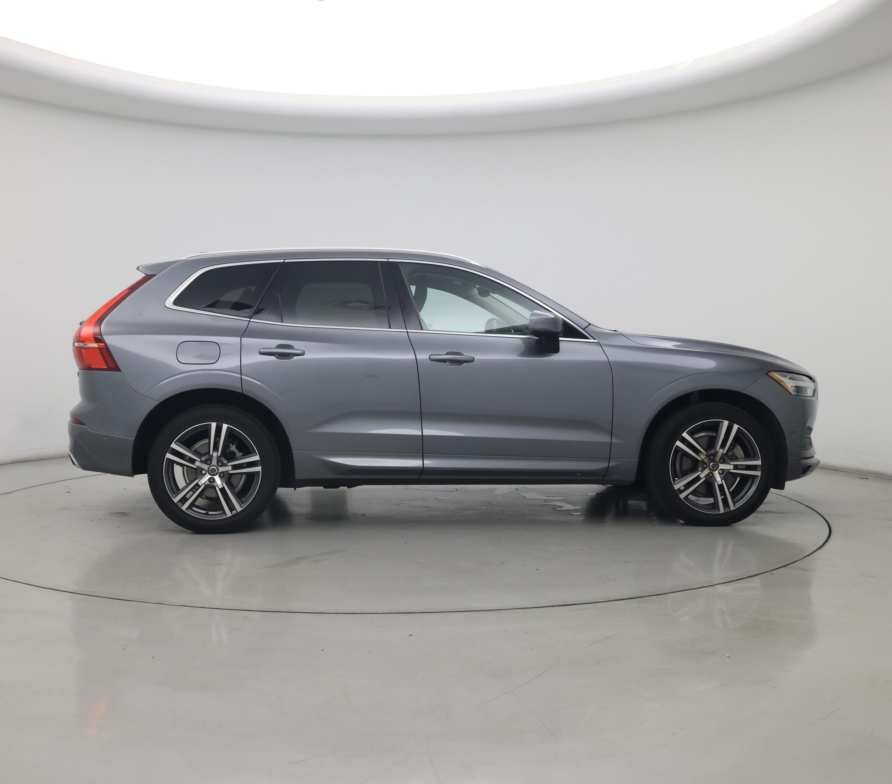Thumbnail: 2019 Volvo XC60 - 7