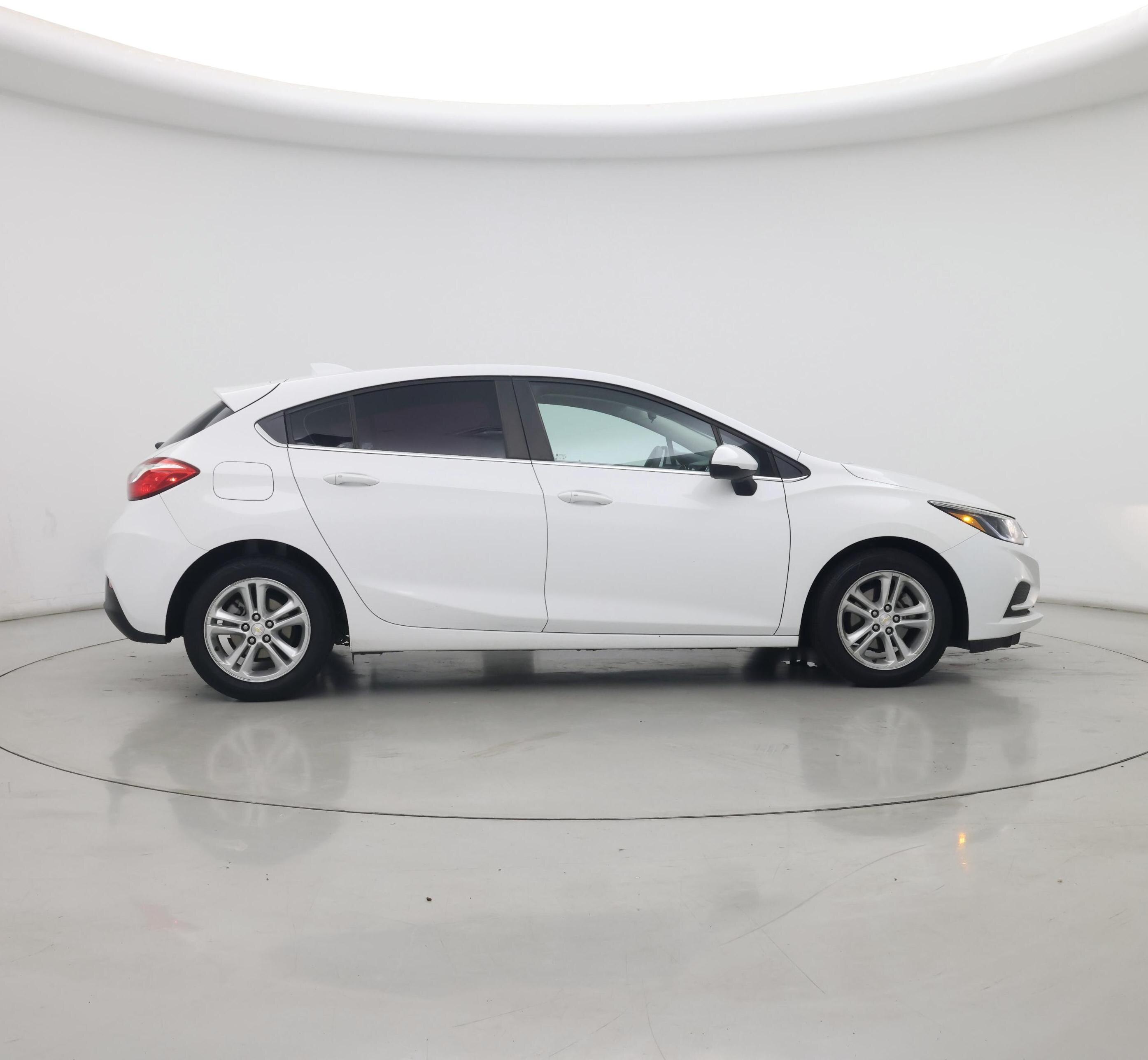 Thumbnail: 2017 Chevrolet Cruze - 7