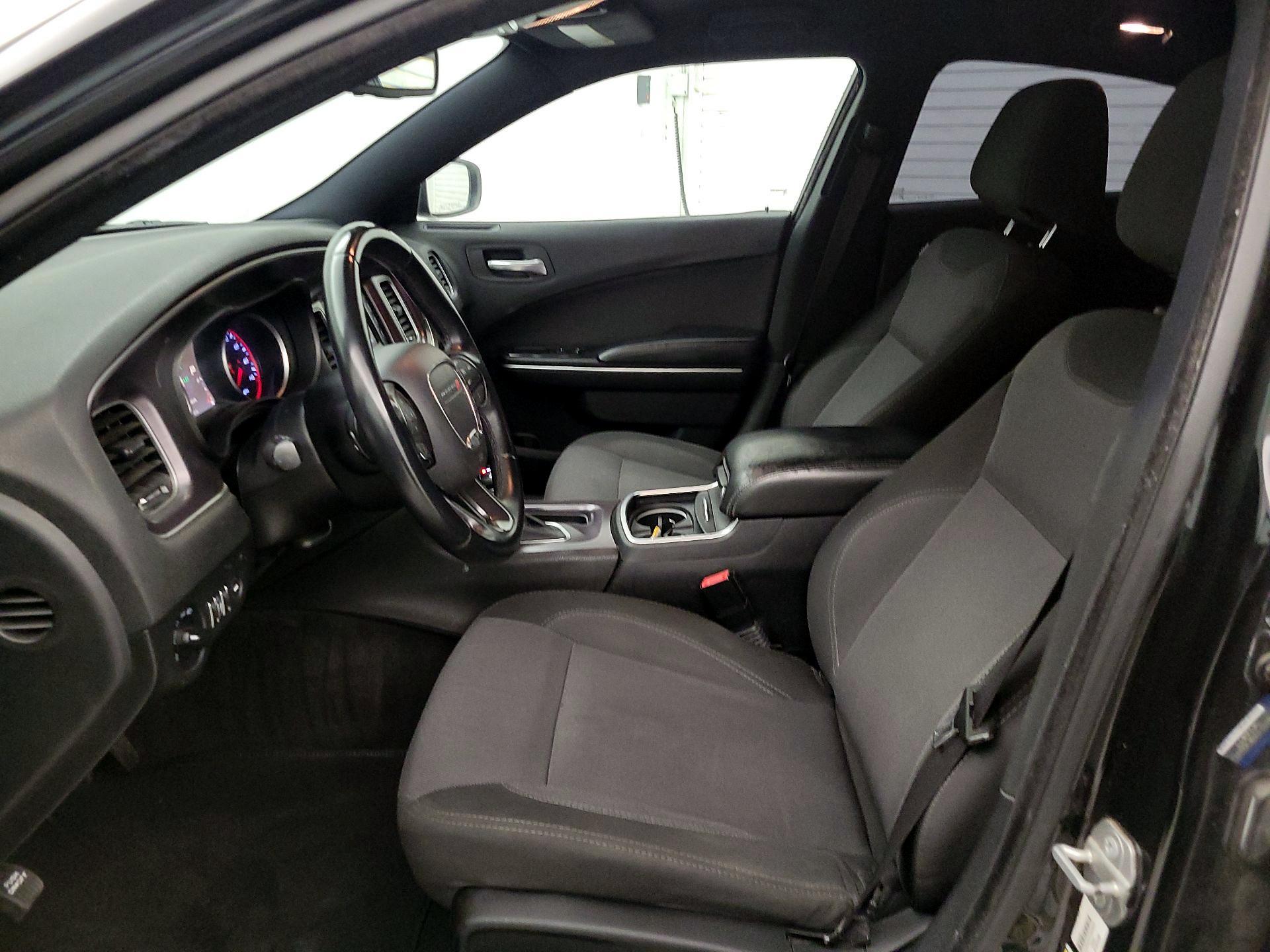 Thumbnail: 2015 Dodge Charger - 11