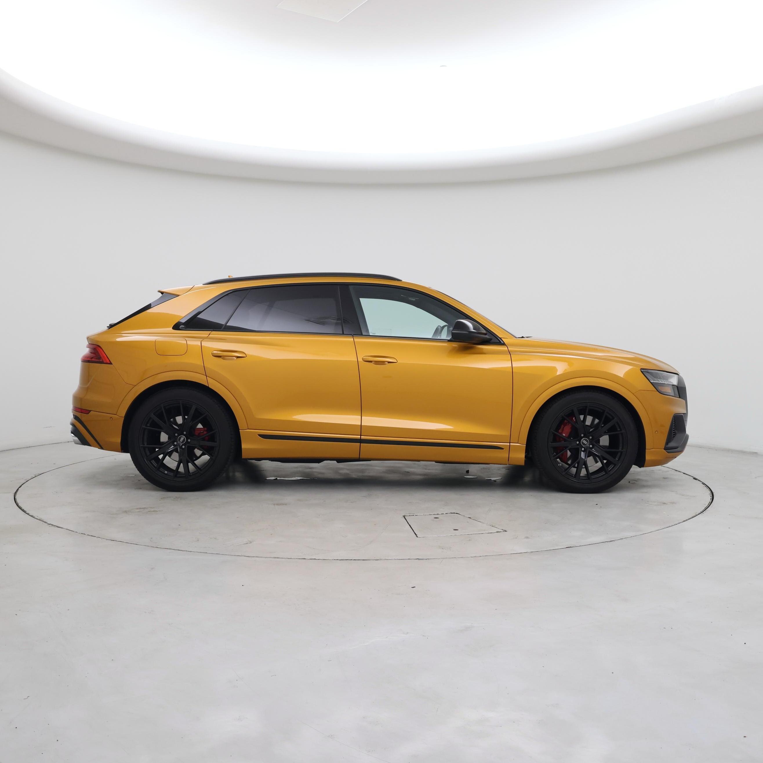 Thumbnail: 2023 Audi SQ8 - 7