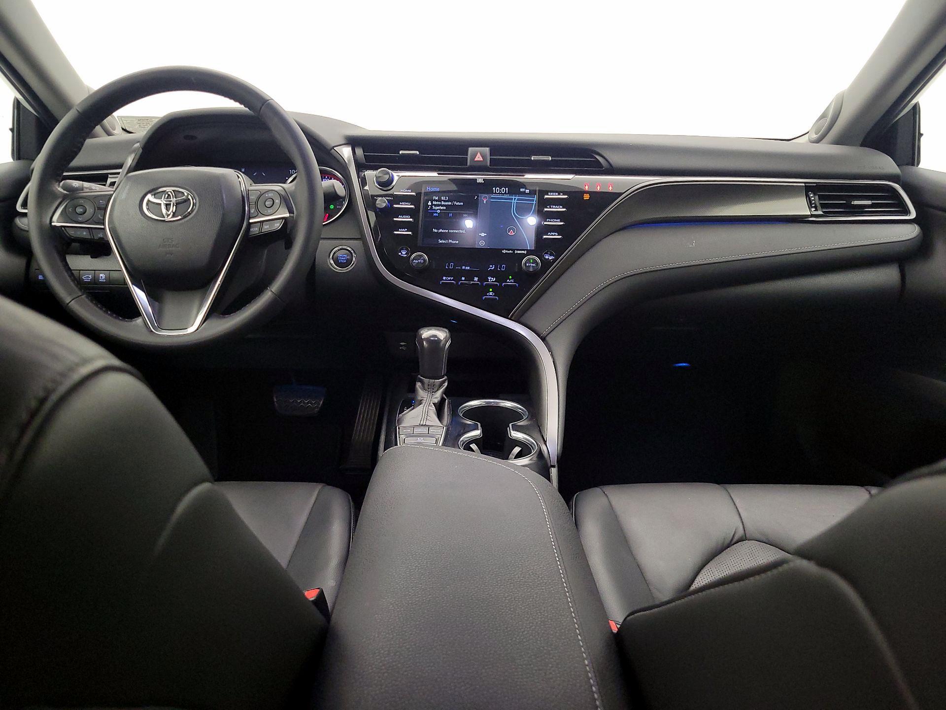 Thumbnail: 2019 Toyota Camry - 9