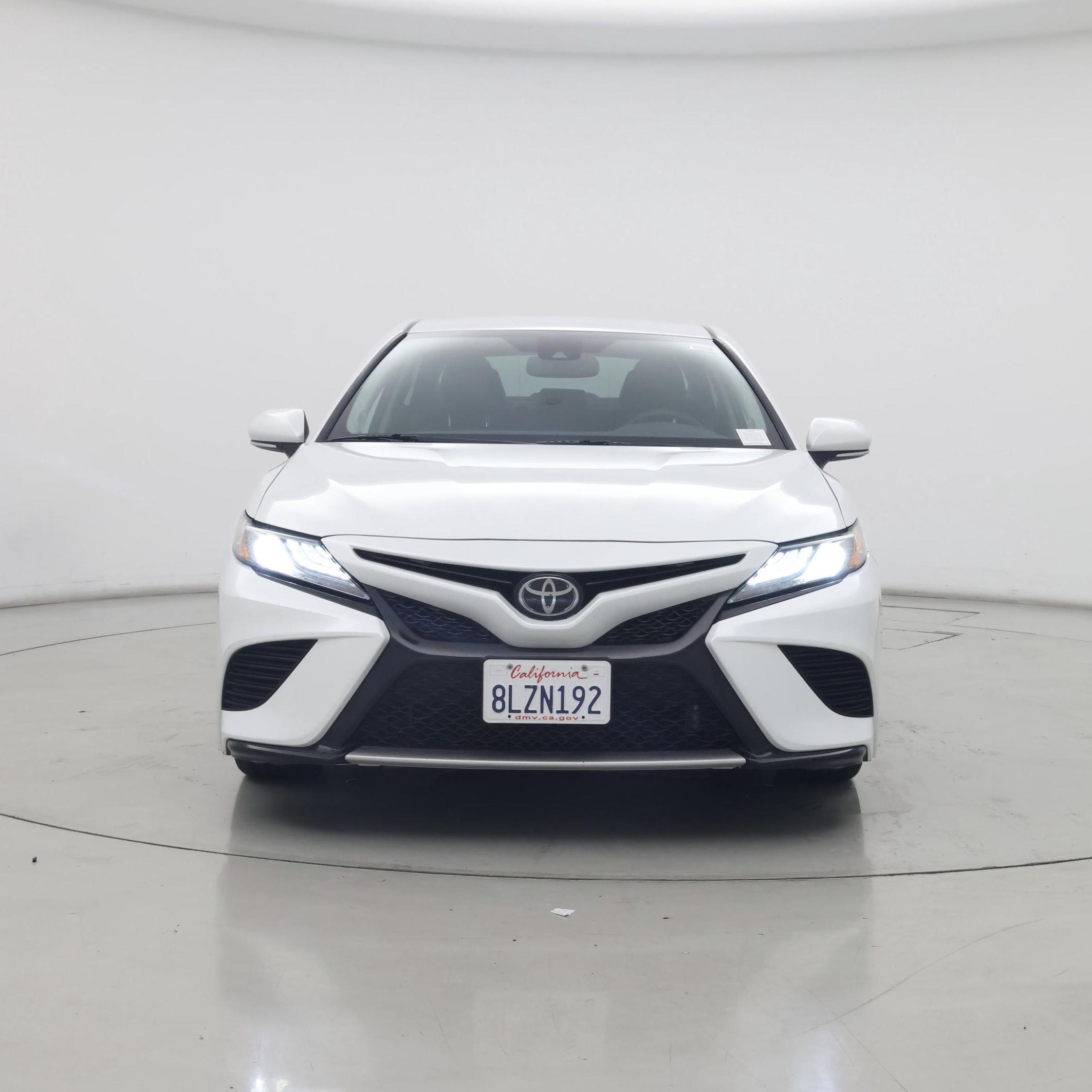 Thumbnail: 2019 Toyota Camry - 5