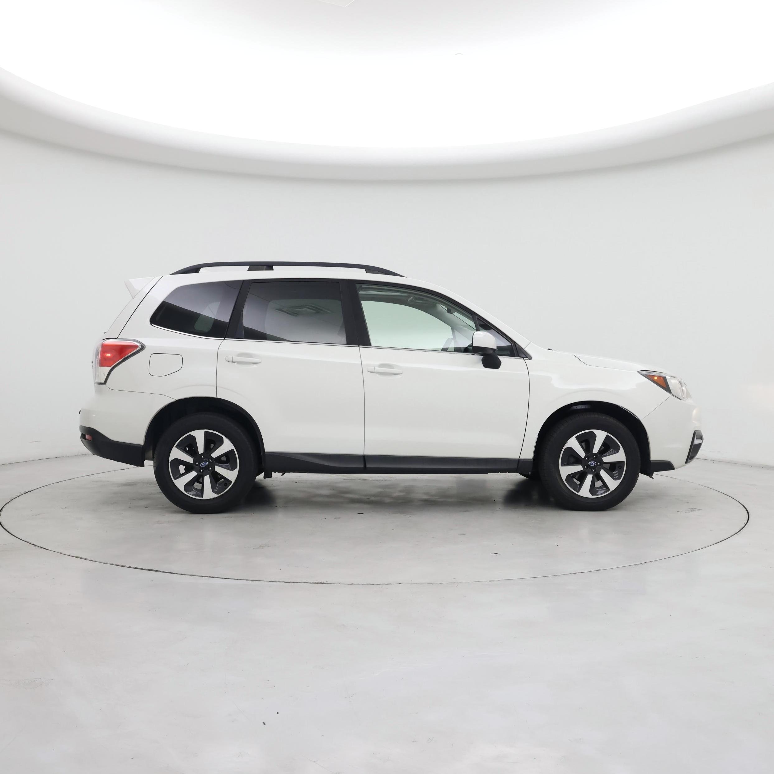 Thumbnail: 2017 Subaru Forester - 7