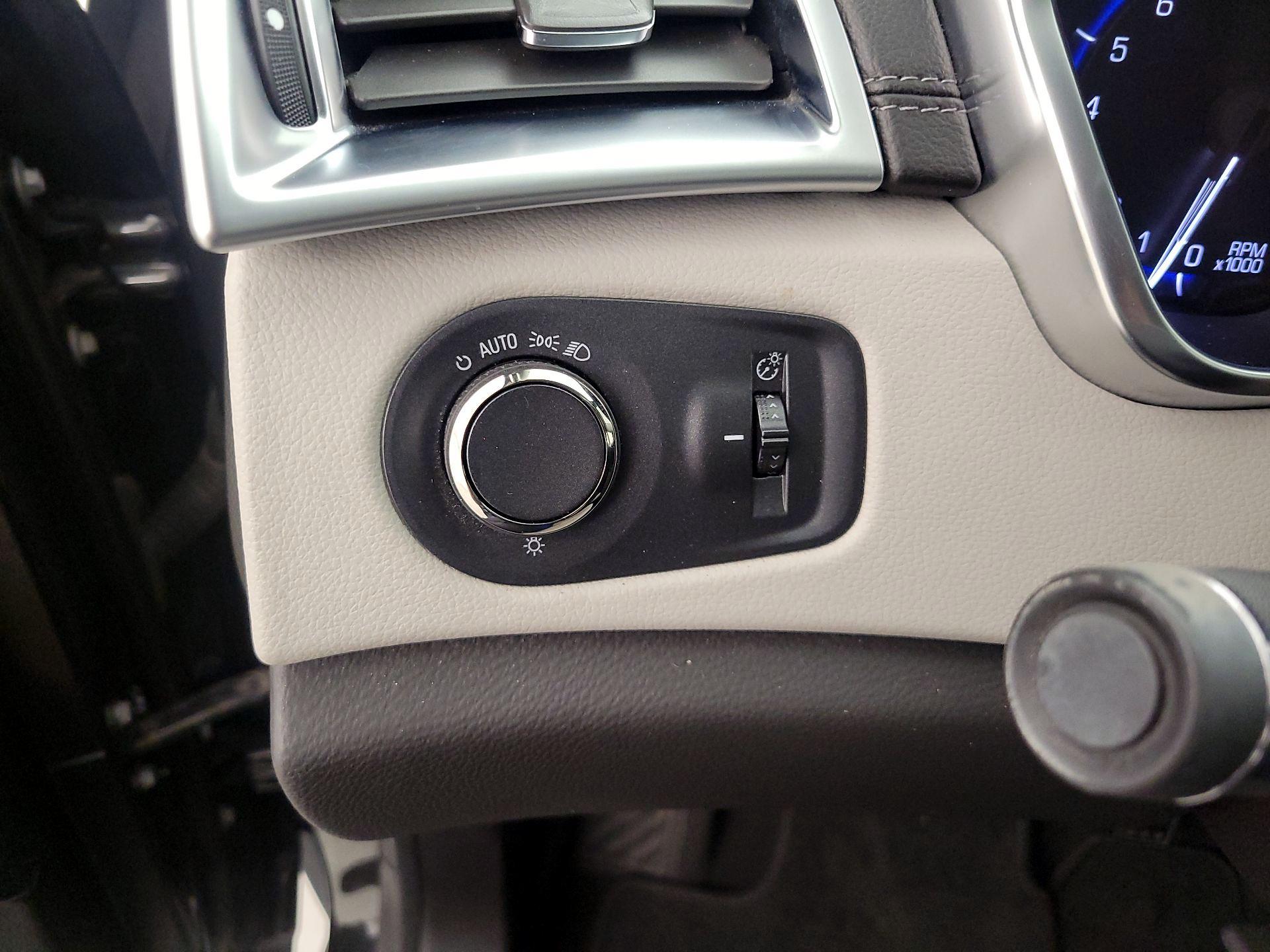 Thumbnail: 2016 Cadillac SRX - 13