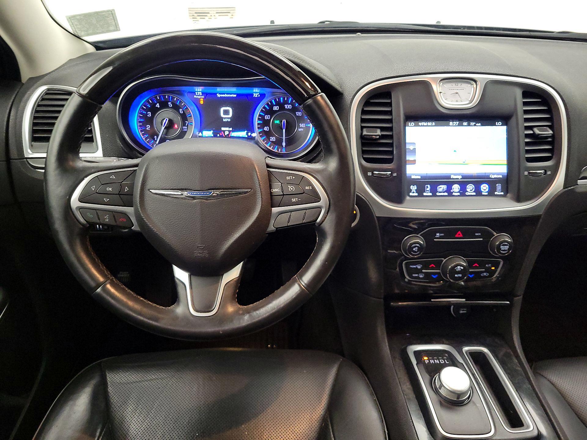 Thumbnail: 2016 Chrysler 300 - 10