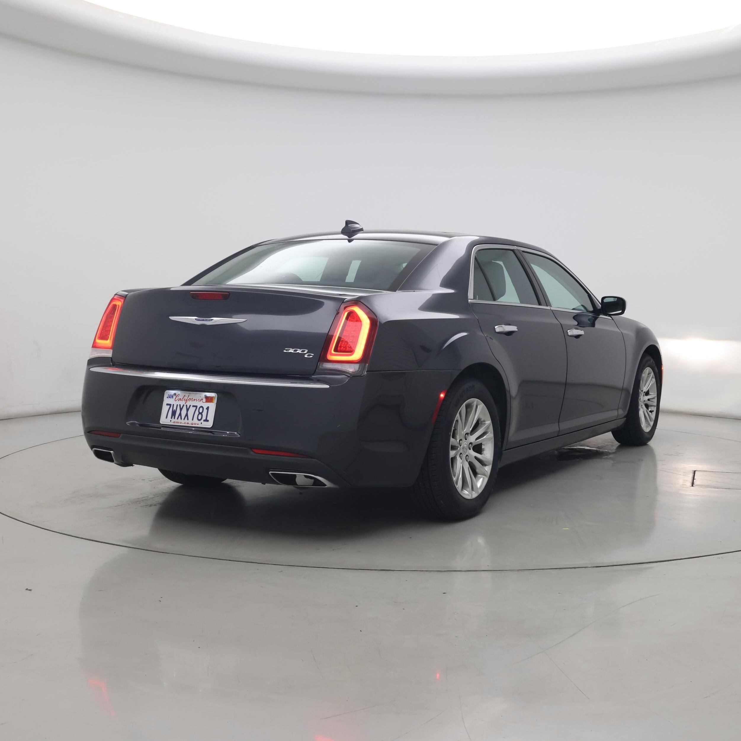 Thumbnail: 2016 Chrysler 300 - 8