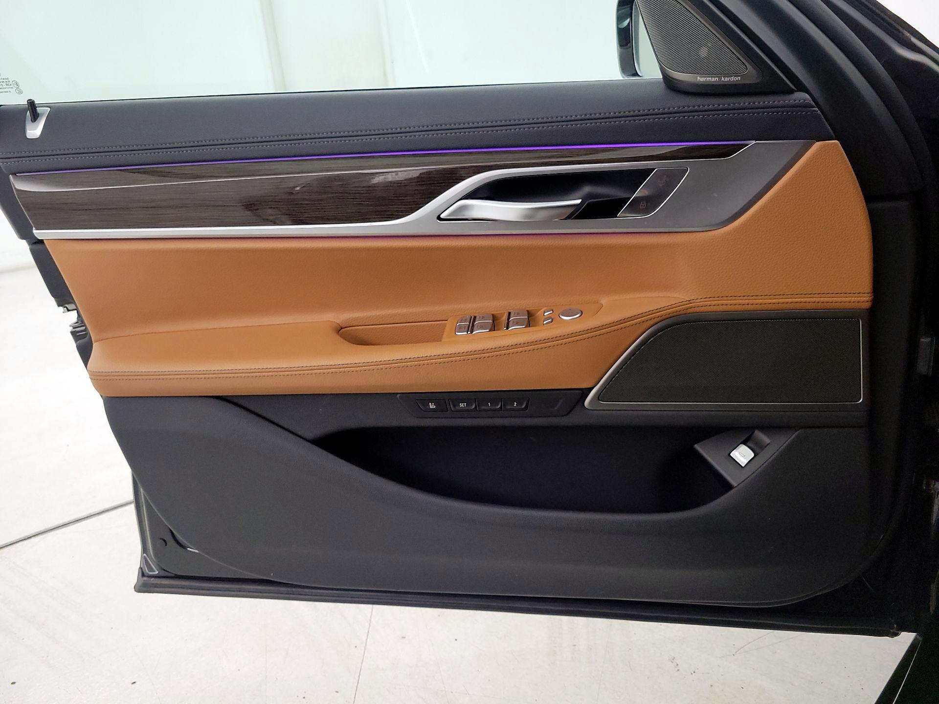 Thumbnail: 2020 BMW 7 Series - 12