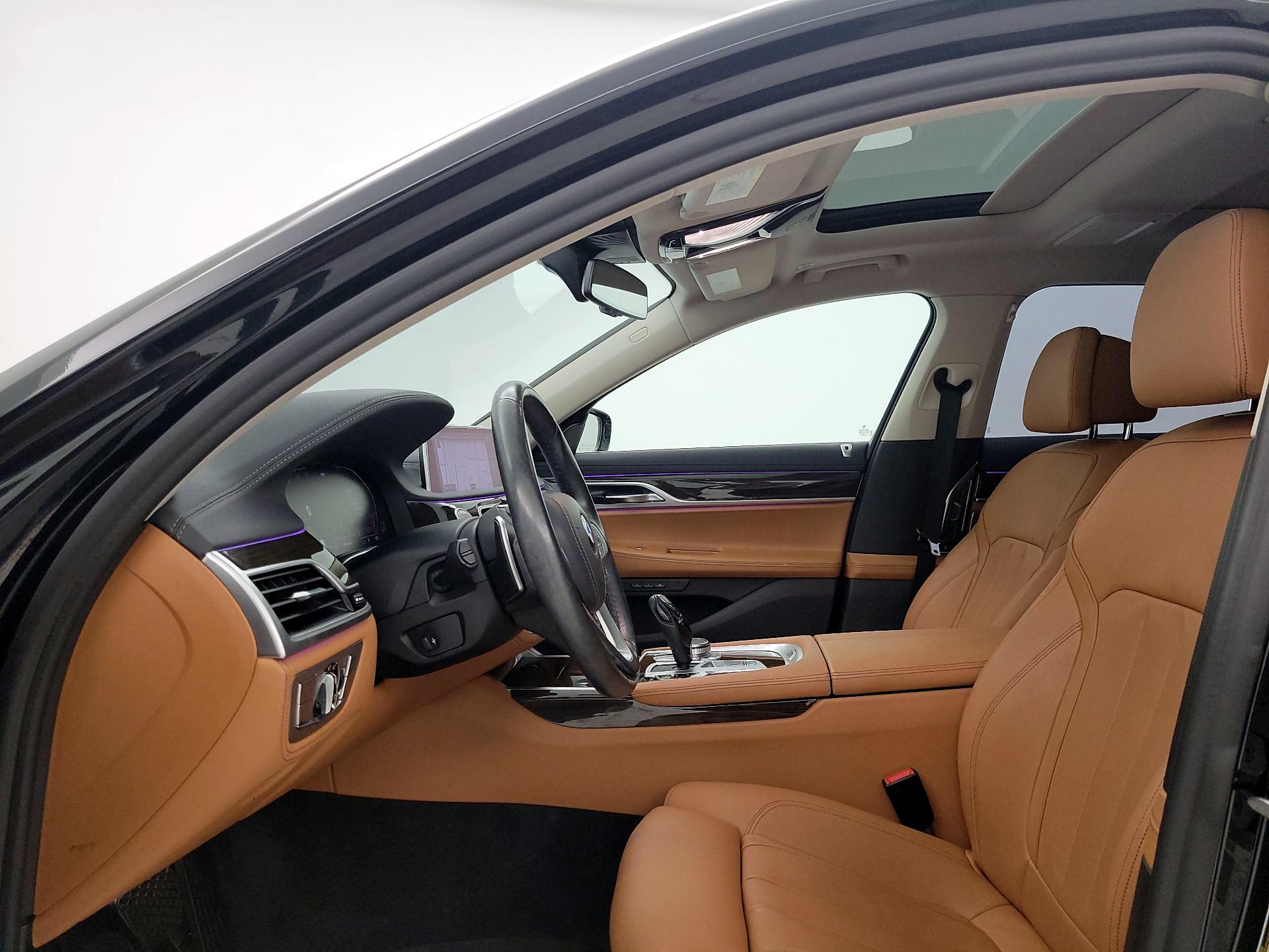 Thumbnail: 2020 BMW 7 Series - 20