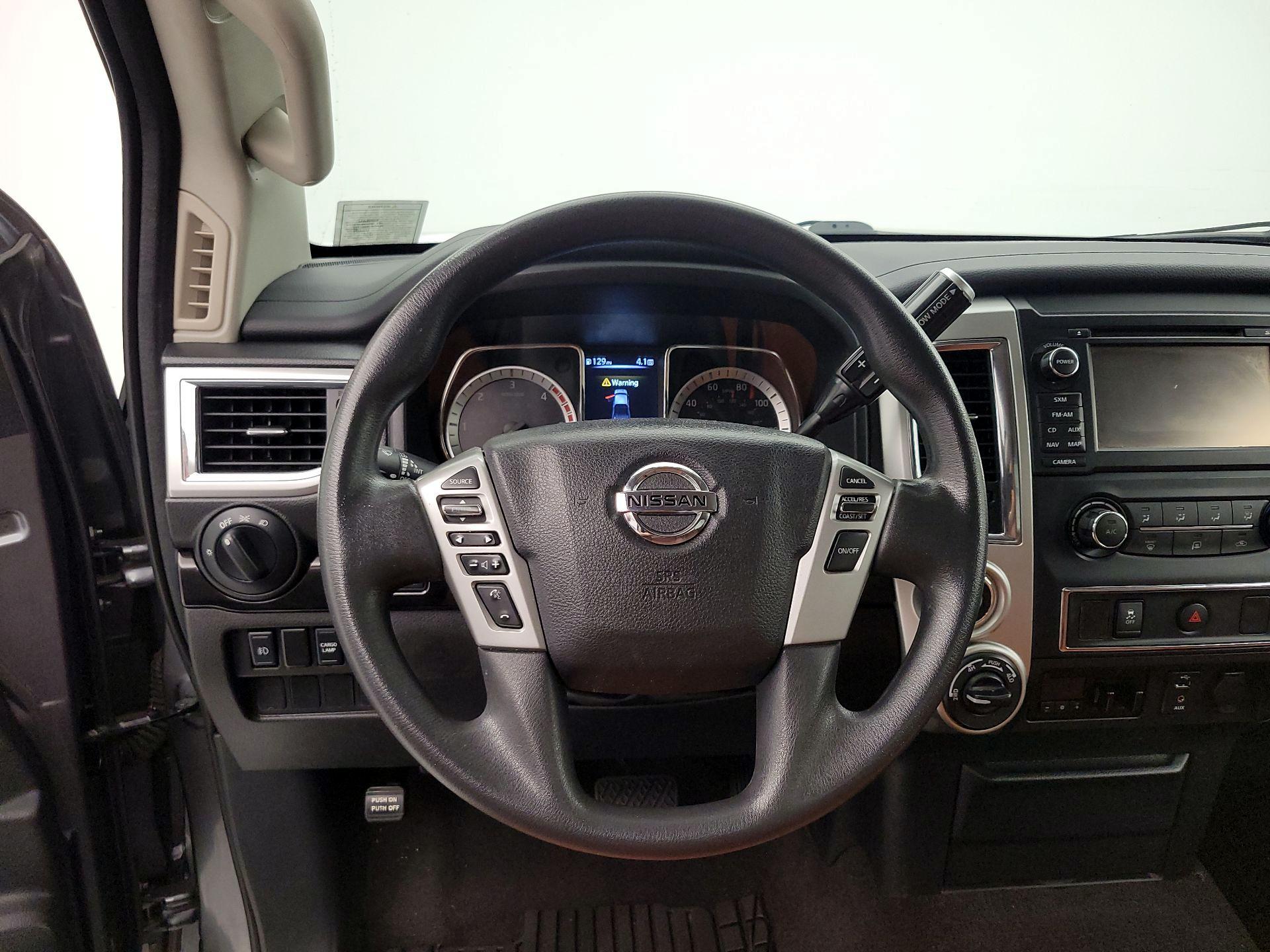 Thumbnail: 2017 Nissan Titan - 10
