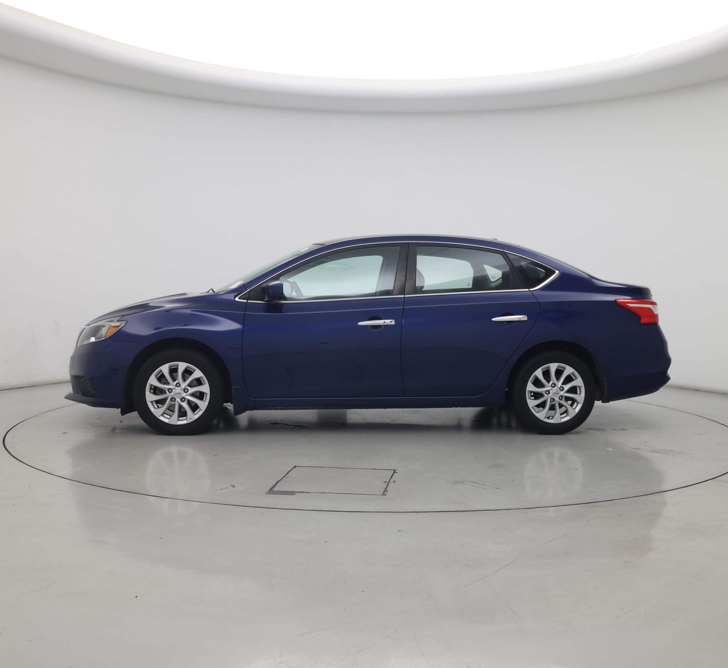 Thumbnail: 2018 Nissan Sentra - 3
