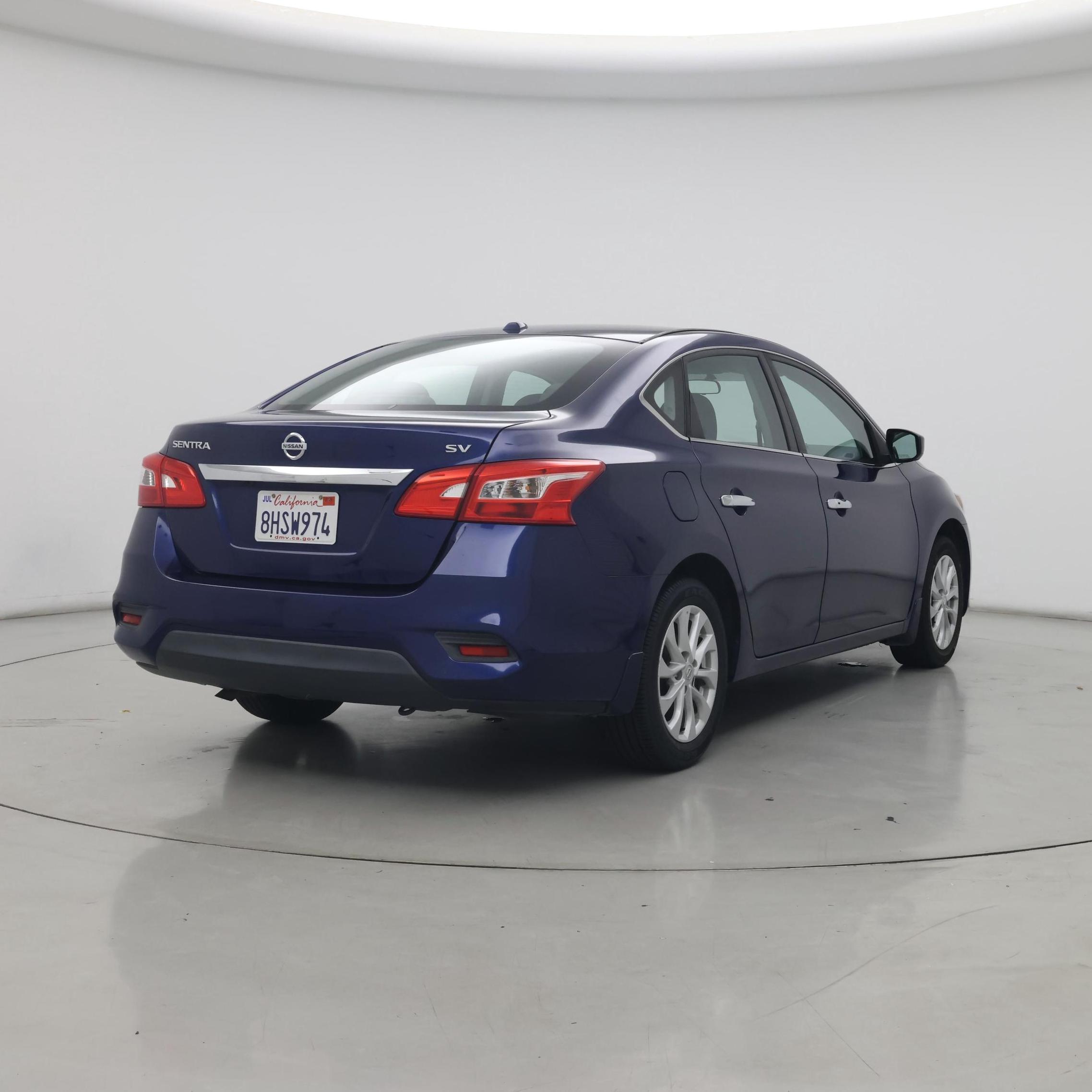 Thumbnail: 2018 Nissan Sentra - 8