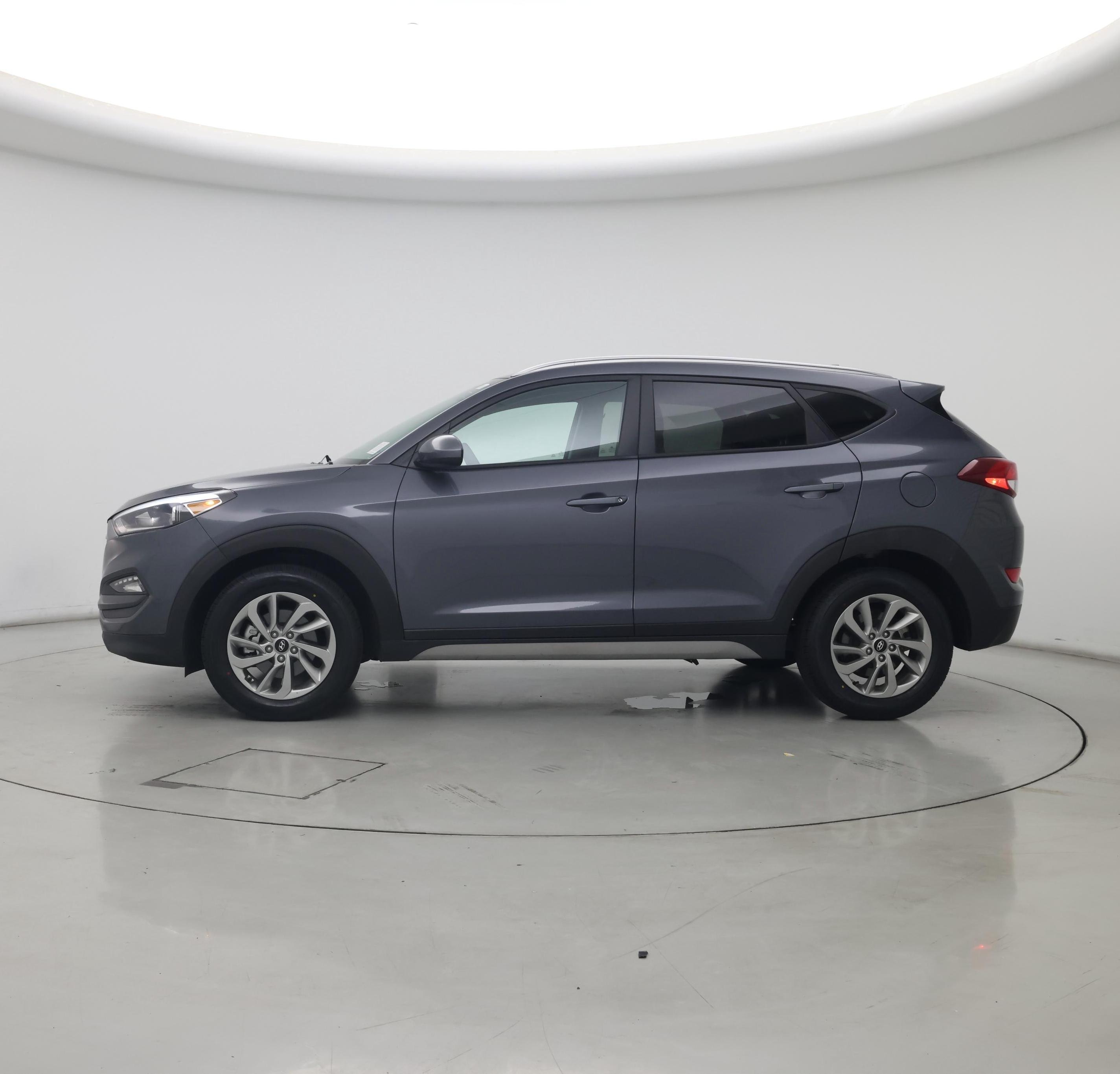Thumbnail: 2018 Hyundai Tucson - 3