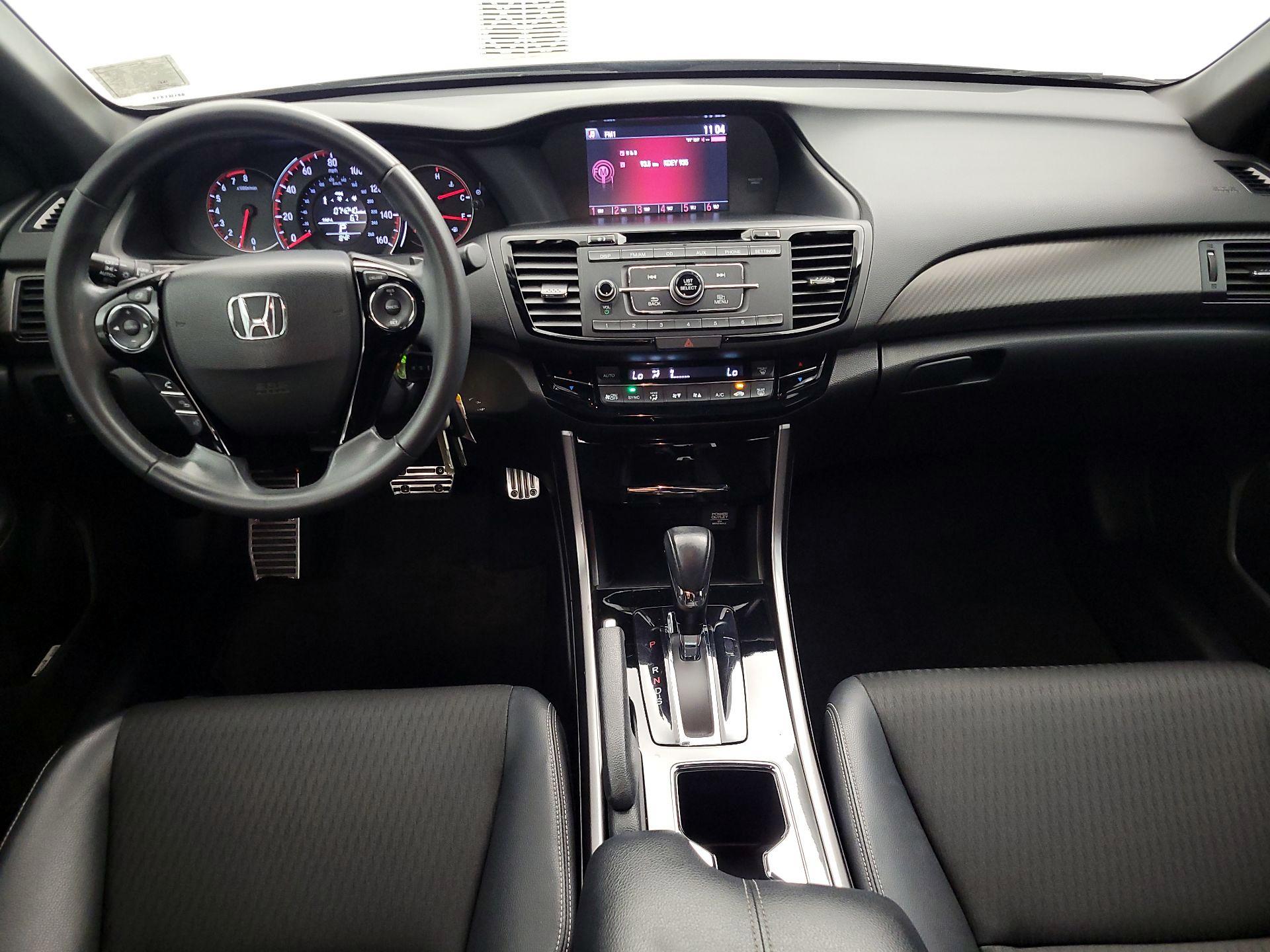 Thumbnail: 2017 Honda Accord - 9