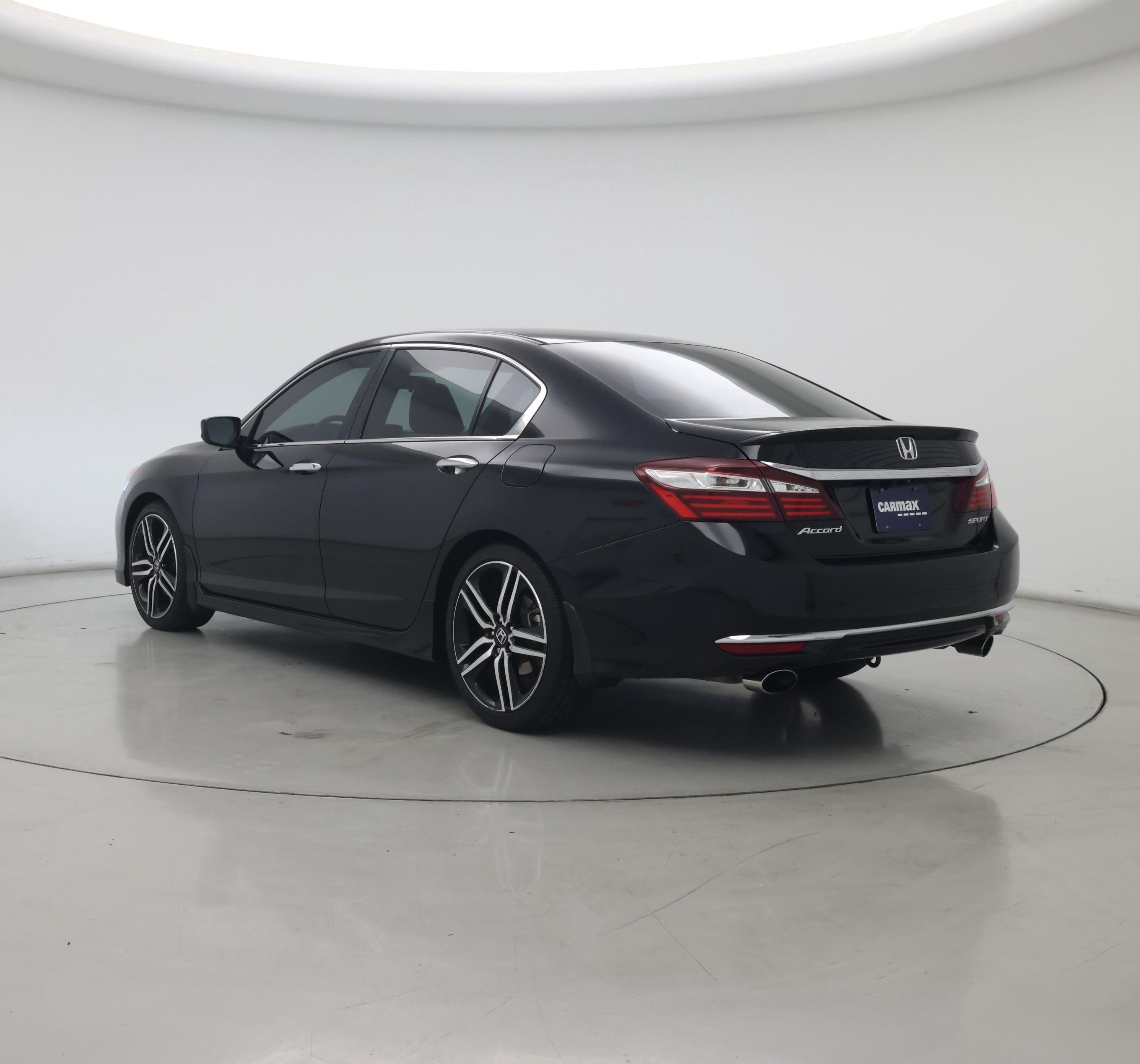 Thumbnail: 2017 Honda Accord - 2