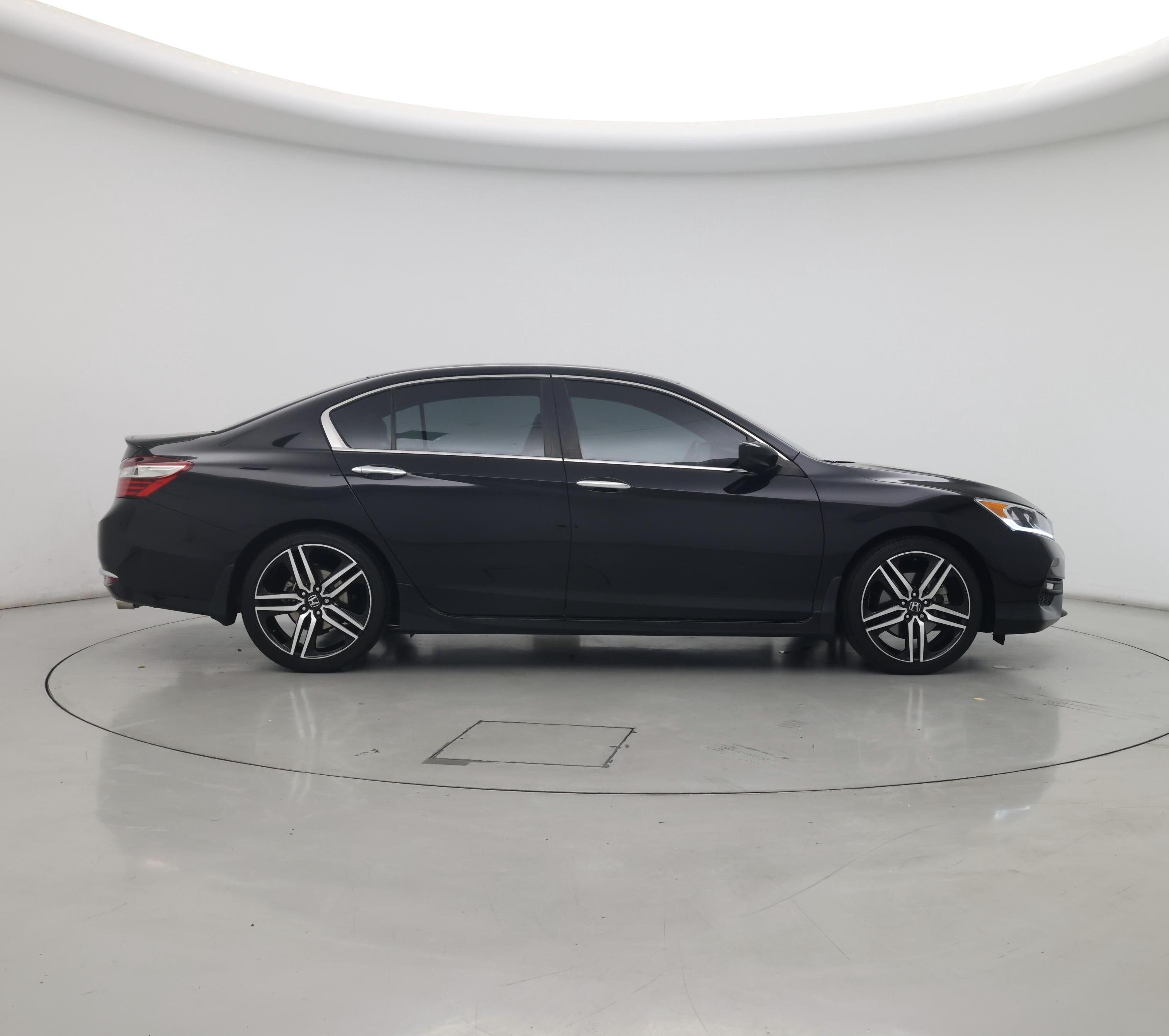 Thumbnail: 2017 Honda Accord - 7