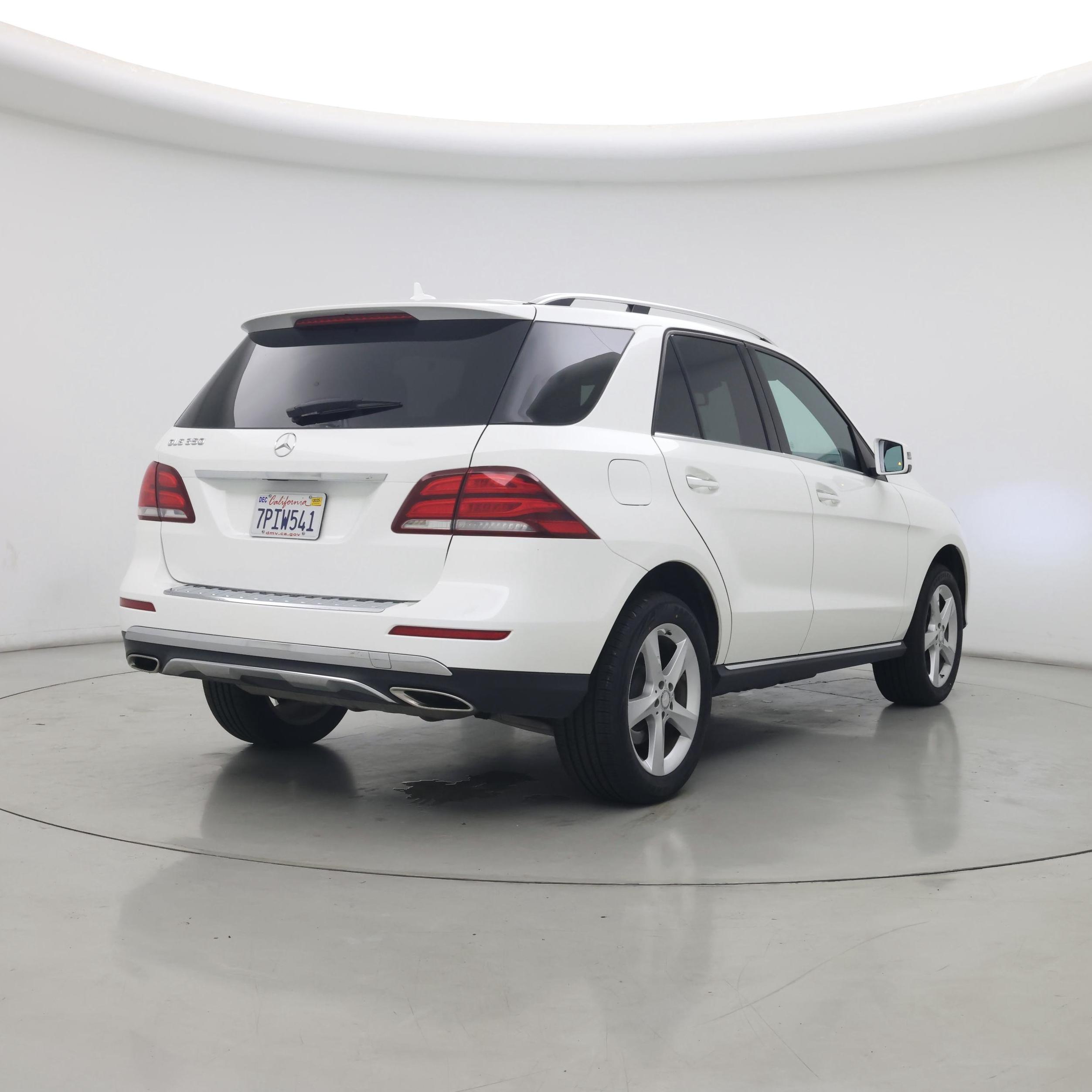 Thumbnail: 2016 Mercedes-Benz GLE - 8