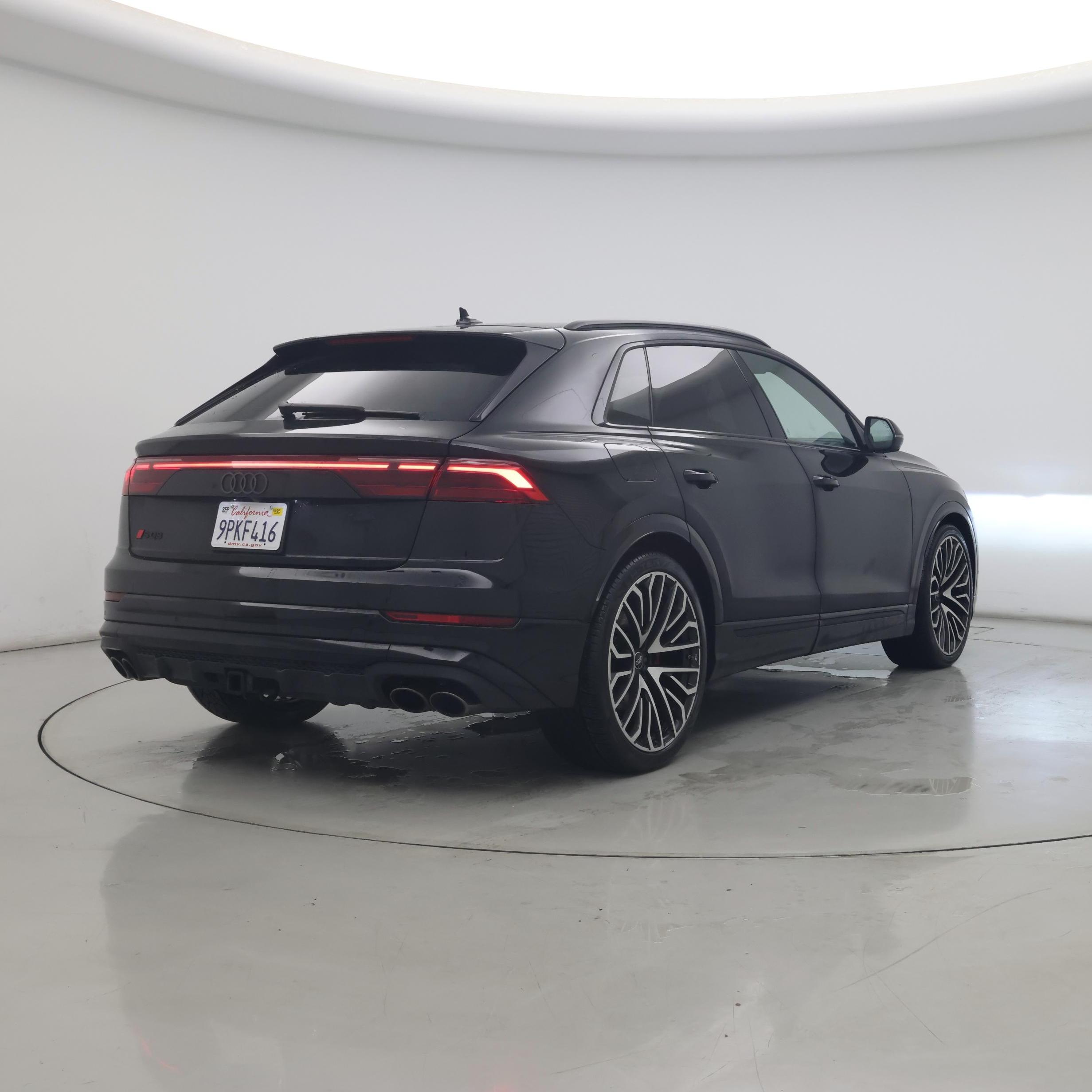 Thumbnail: 2024 Audi SQ8 - 8