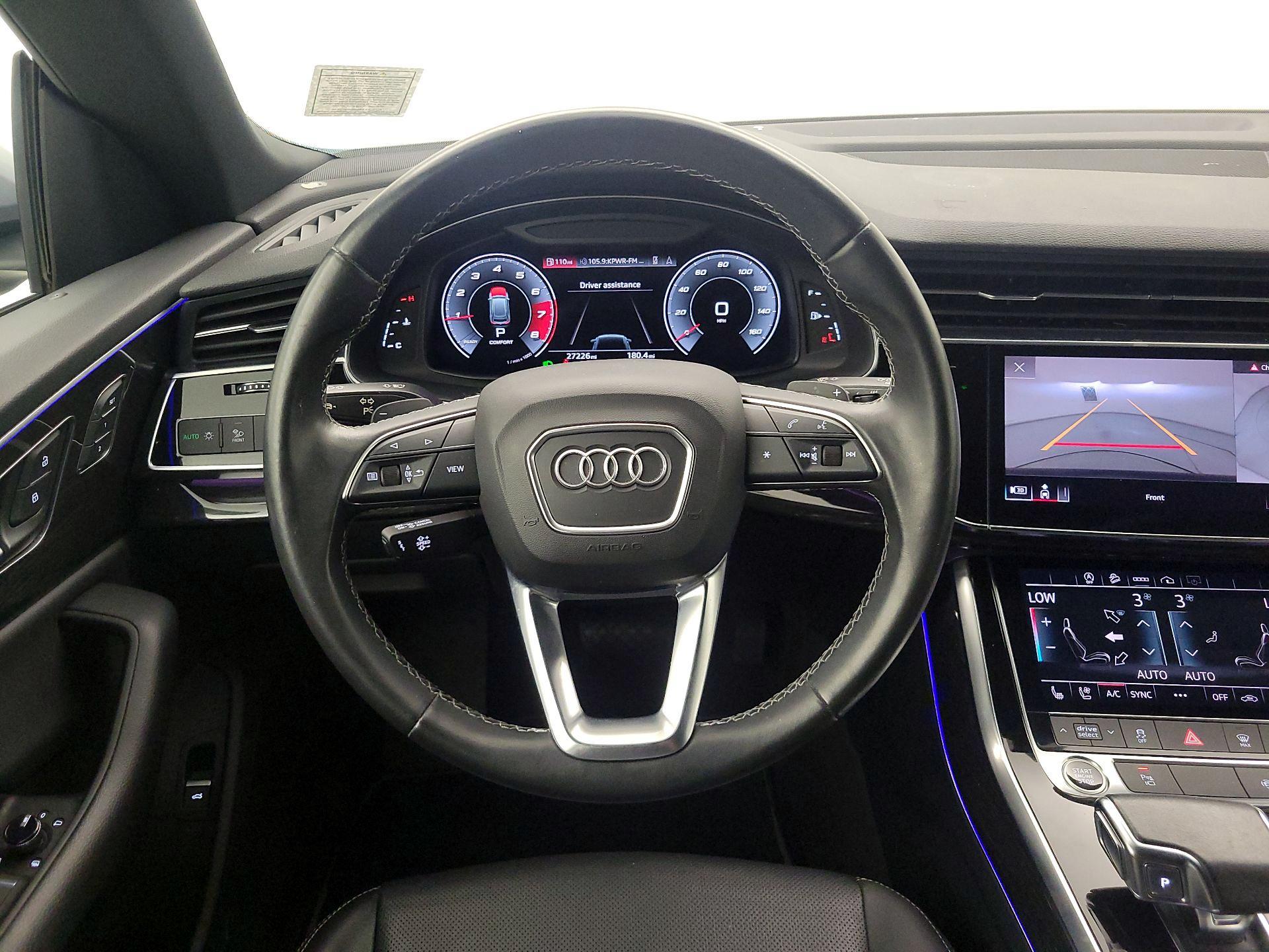 Thumbnail: 2021 Audi Q8 - 10