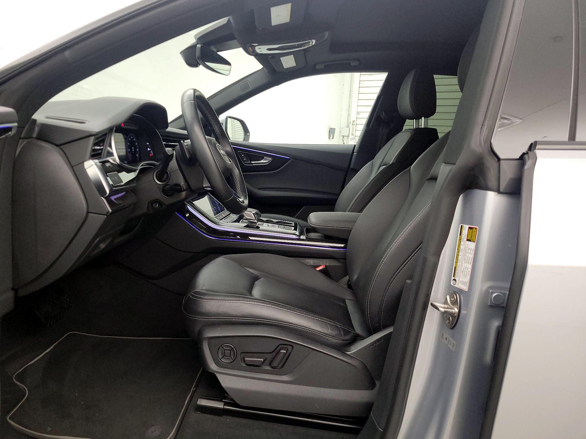 Thumbnail: 2021 Audi Q8 - 11