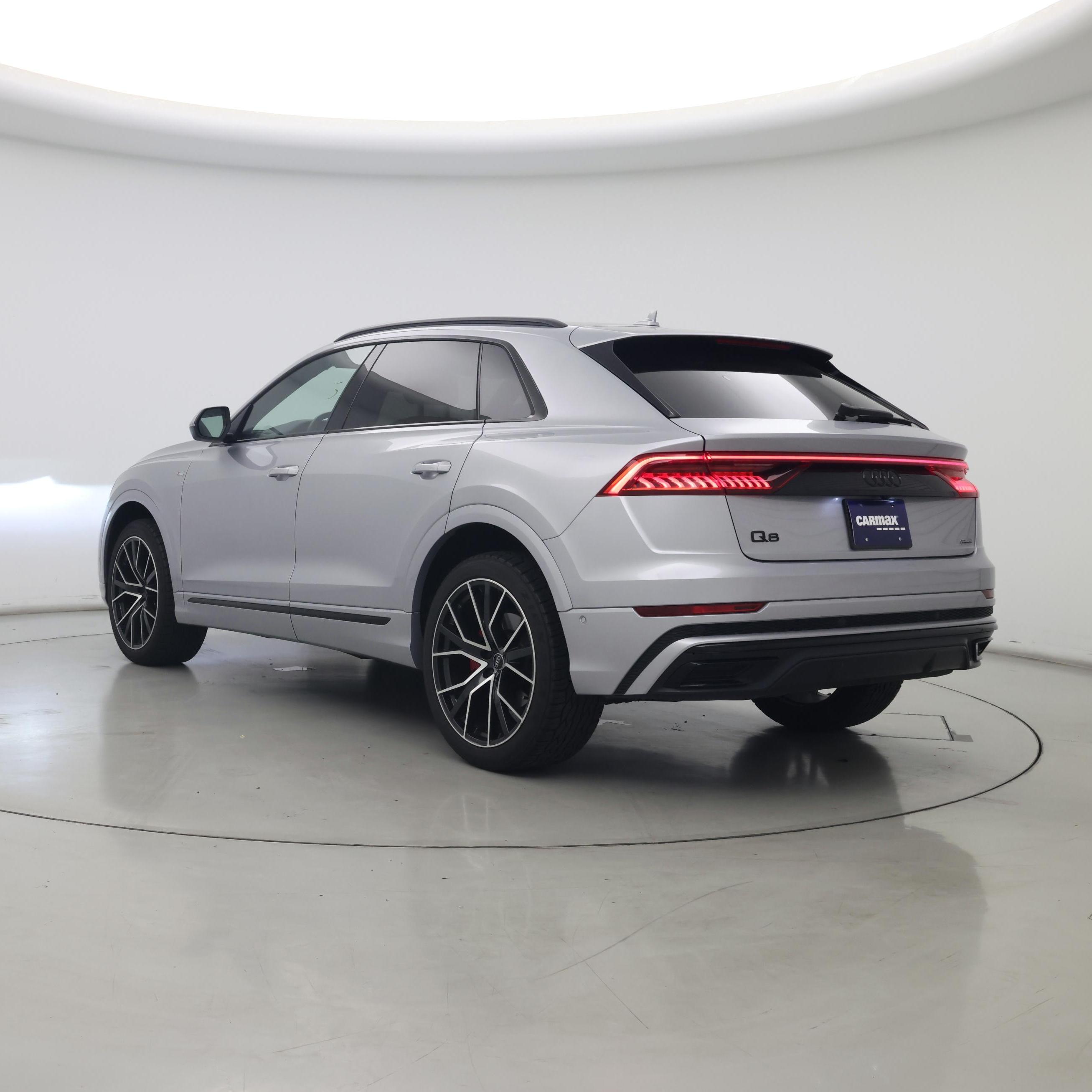 Thumbnail: 2021 Audi Q8 - 2