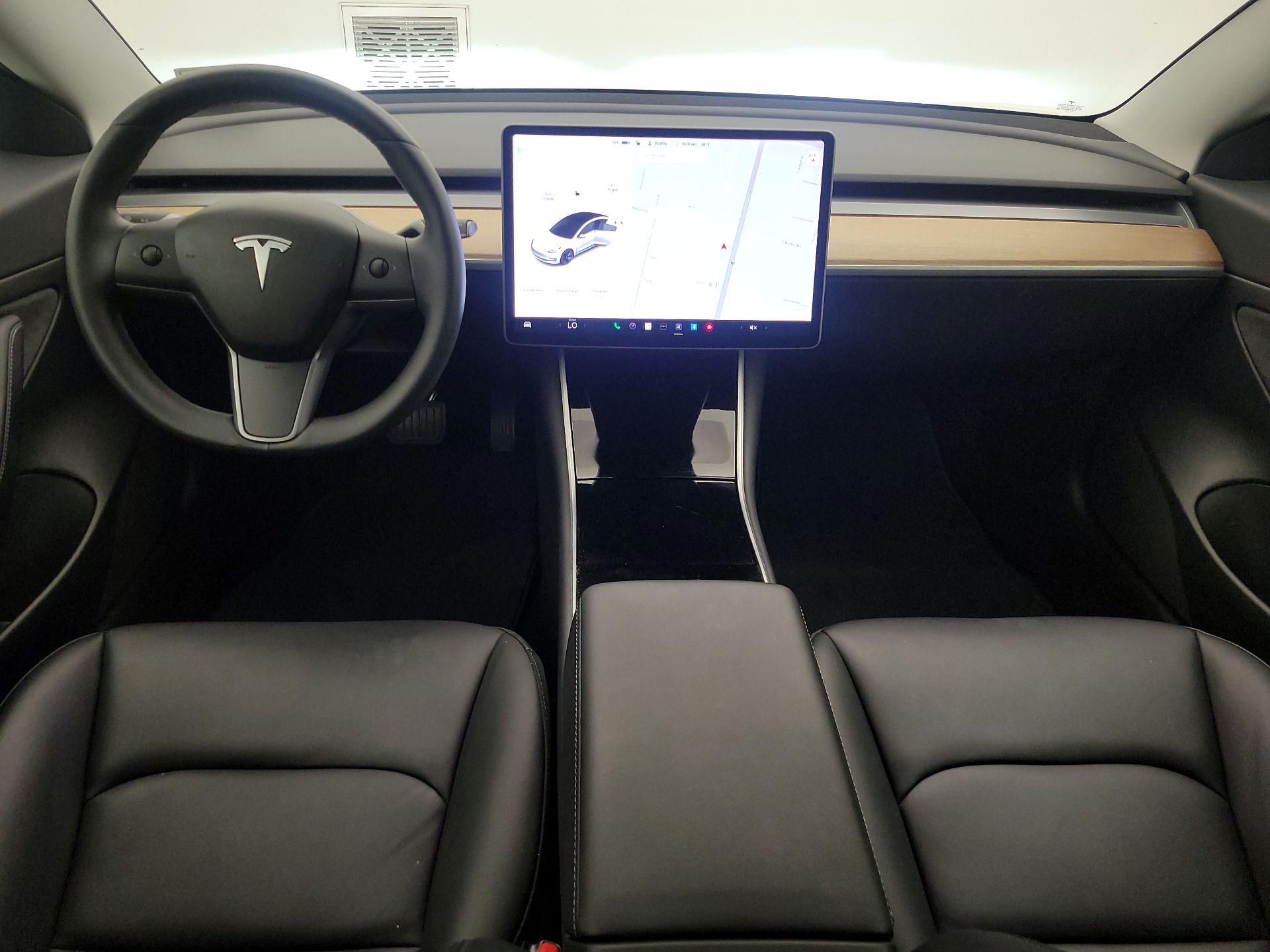 Thumbnail: 2020 Tesla Model 3 - 9