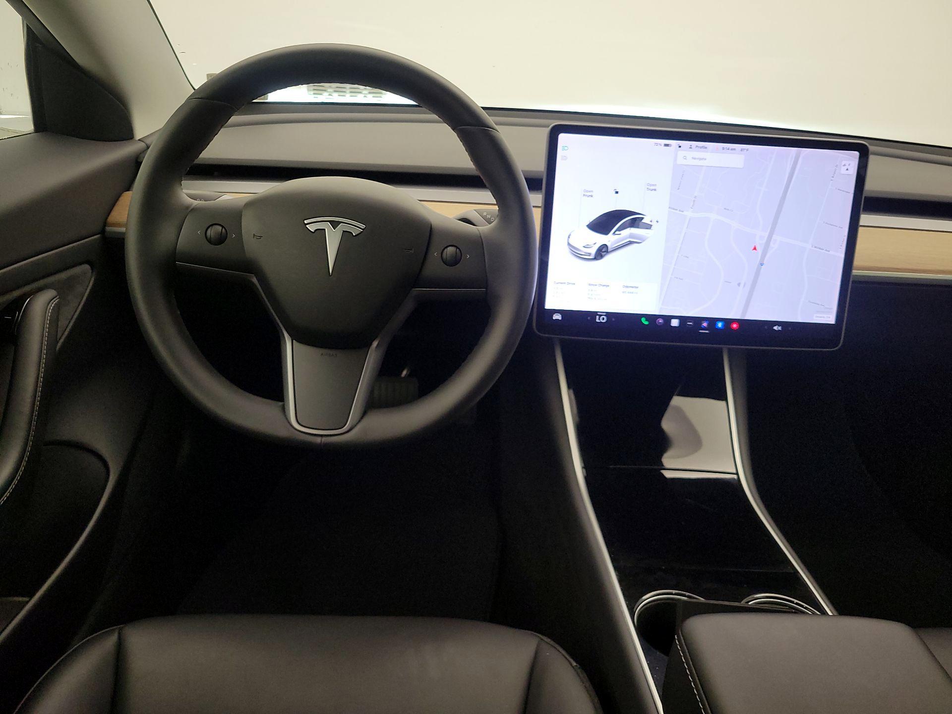 Thumbnail: 2020 Tesla Model 3 - 10
