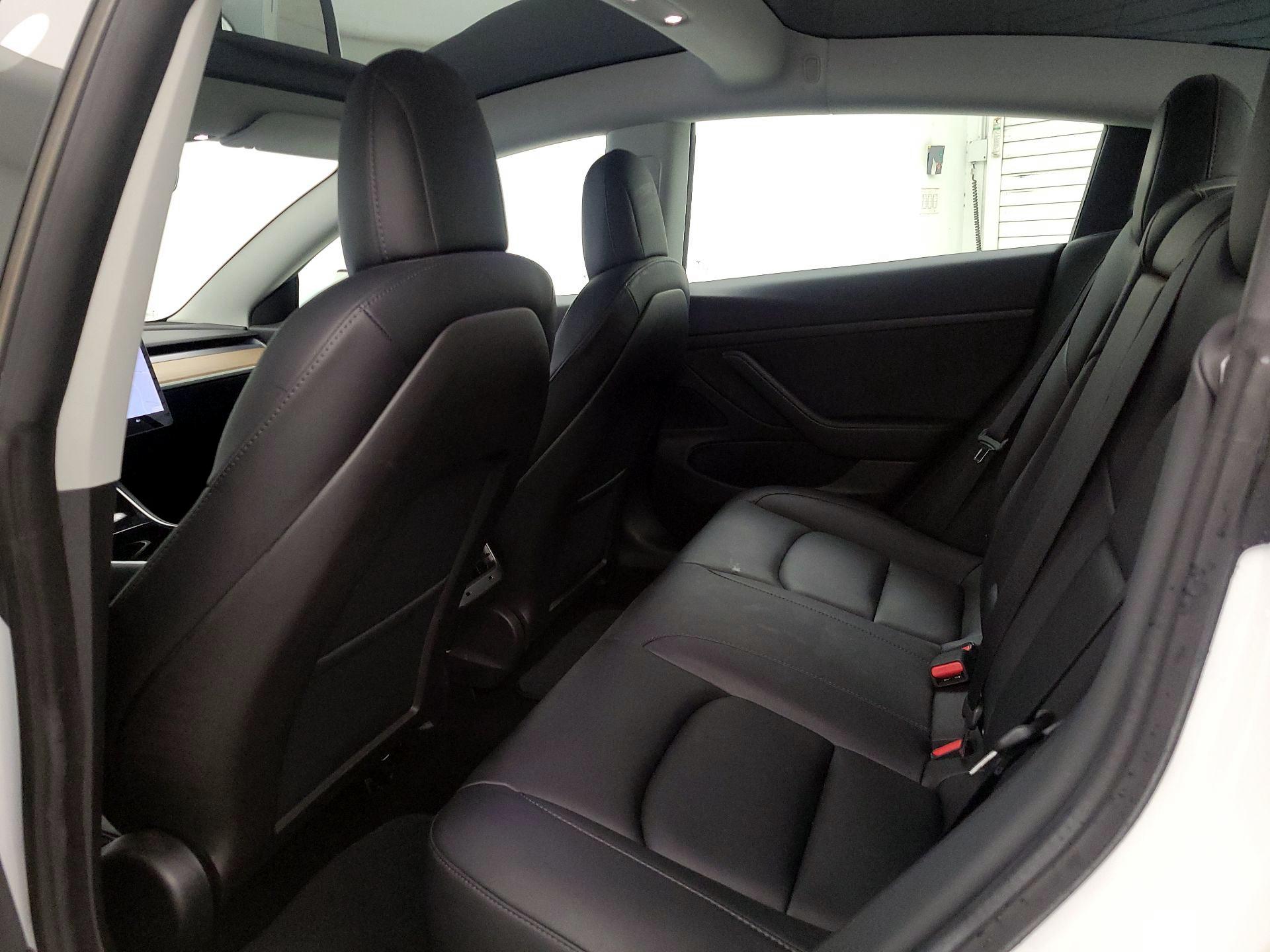 Thumbnail: 2020 Tesla Model 3 - 20
