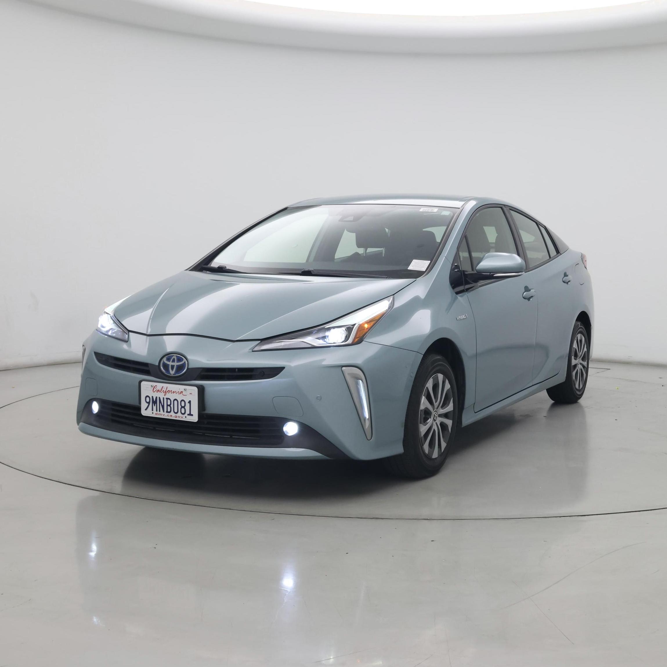 Thumbnail: 2019 Toyota Prius - 4