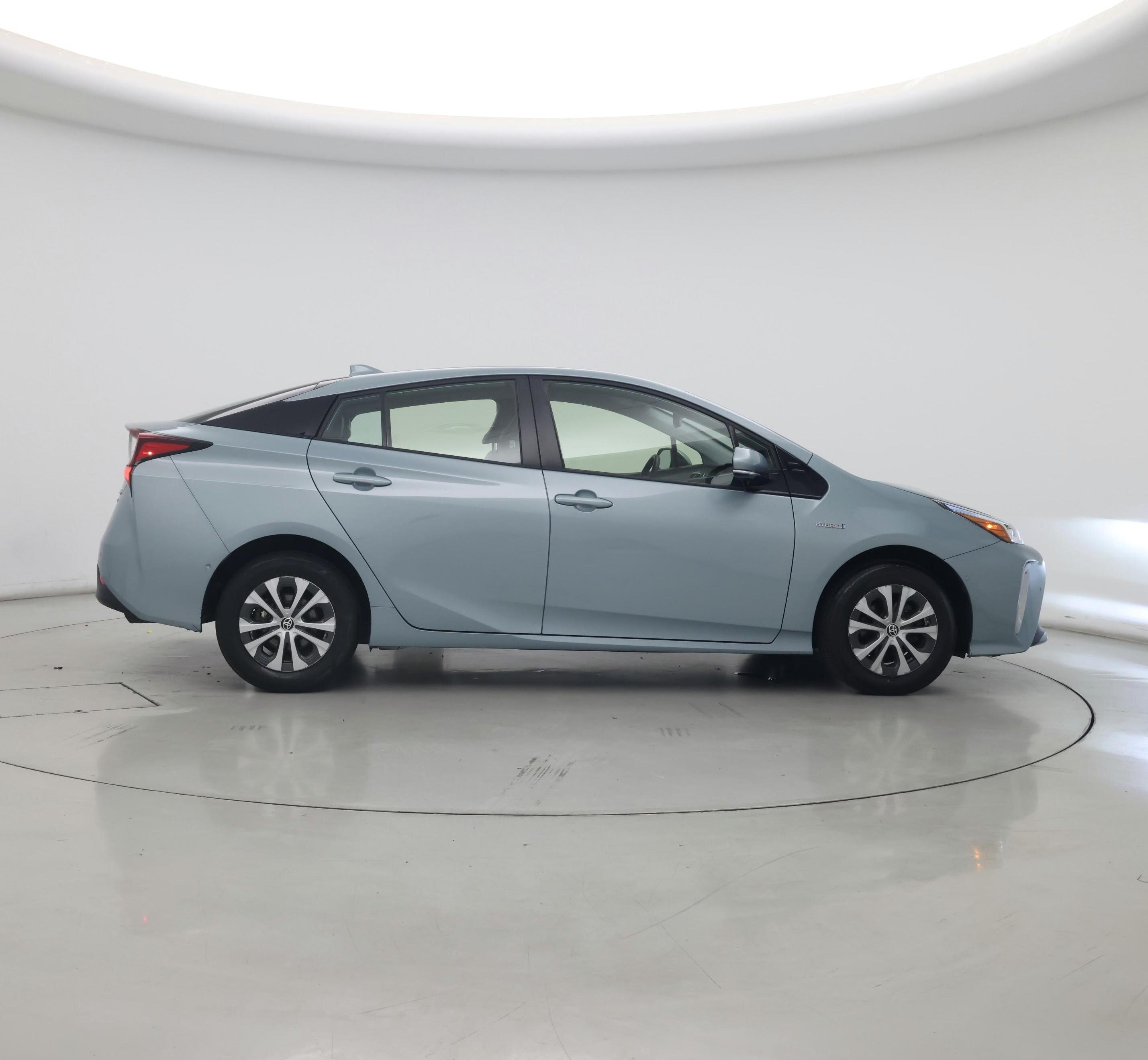 Thumbnail: 2019 Toyota Prius - 7