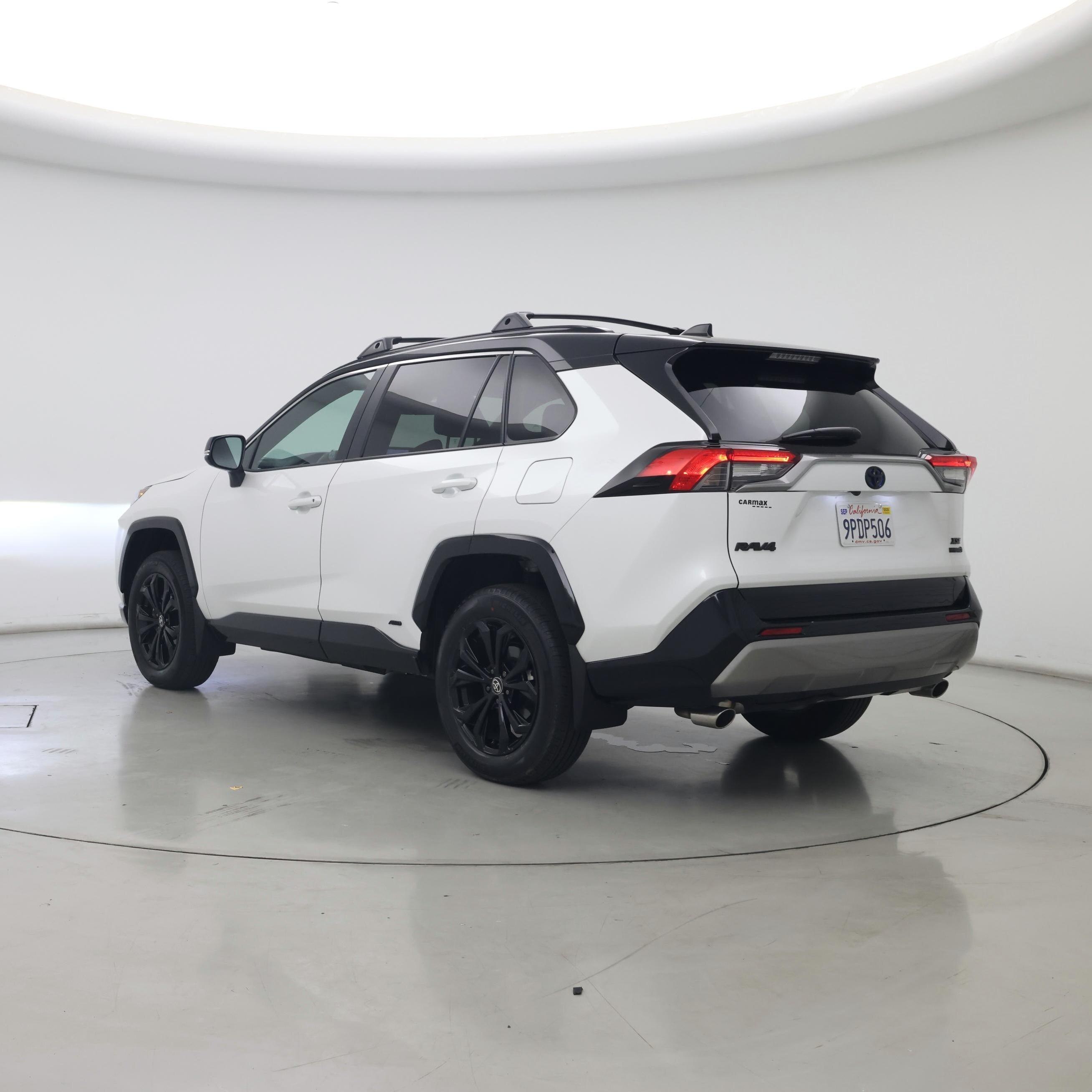 Thumbnail: 2024 Toyota RAV4 - 2