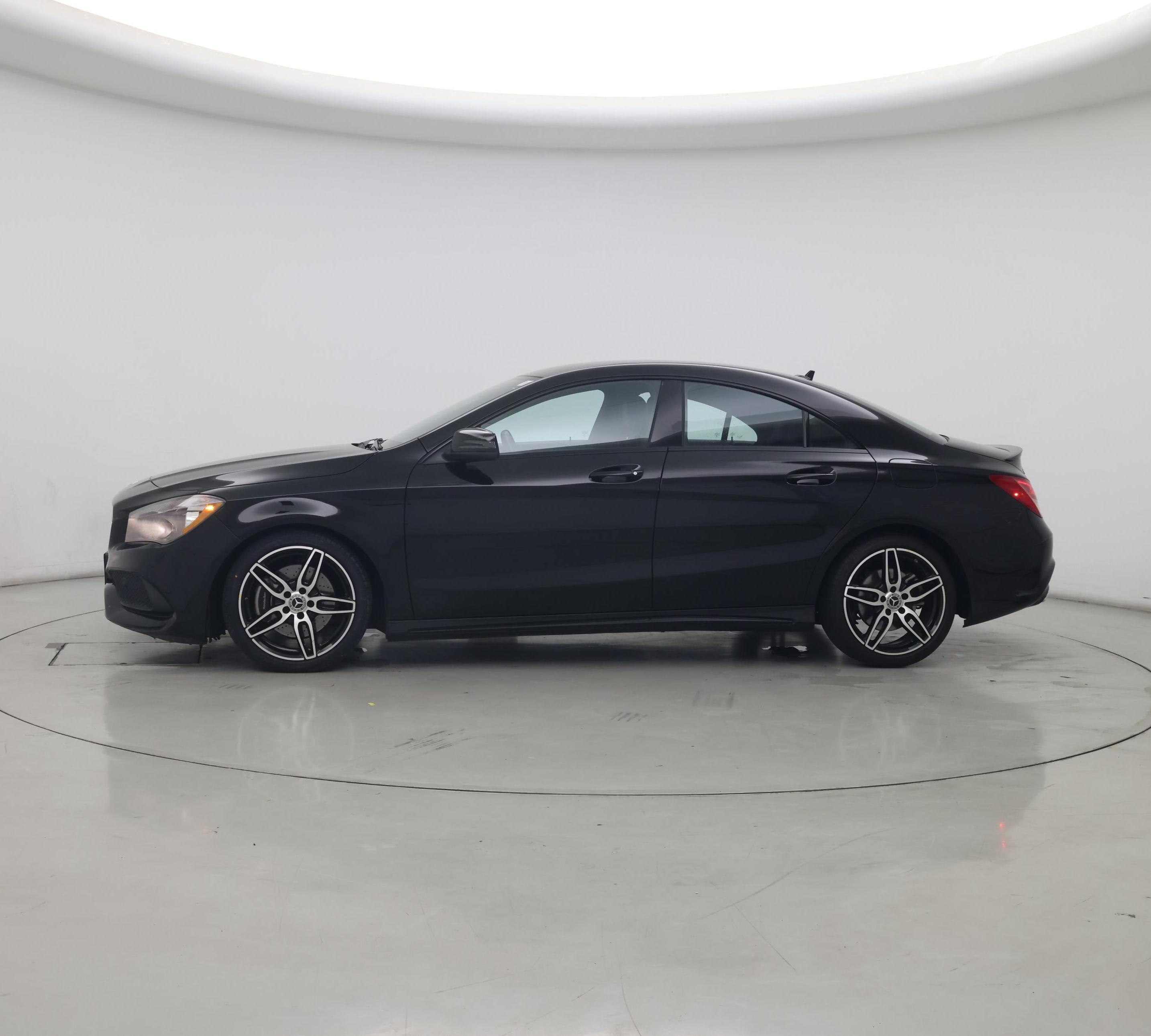 Thumbnail: 2019 Mercedes-Benz CLA - 3