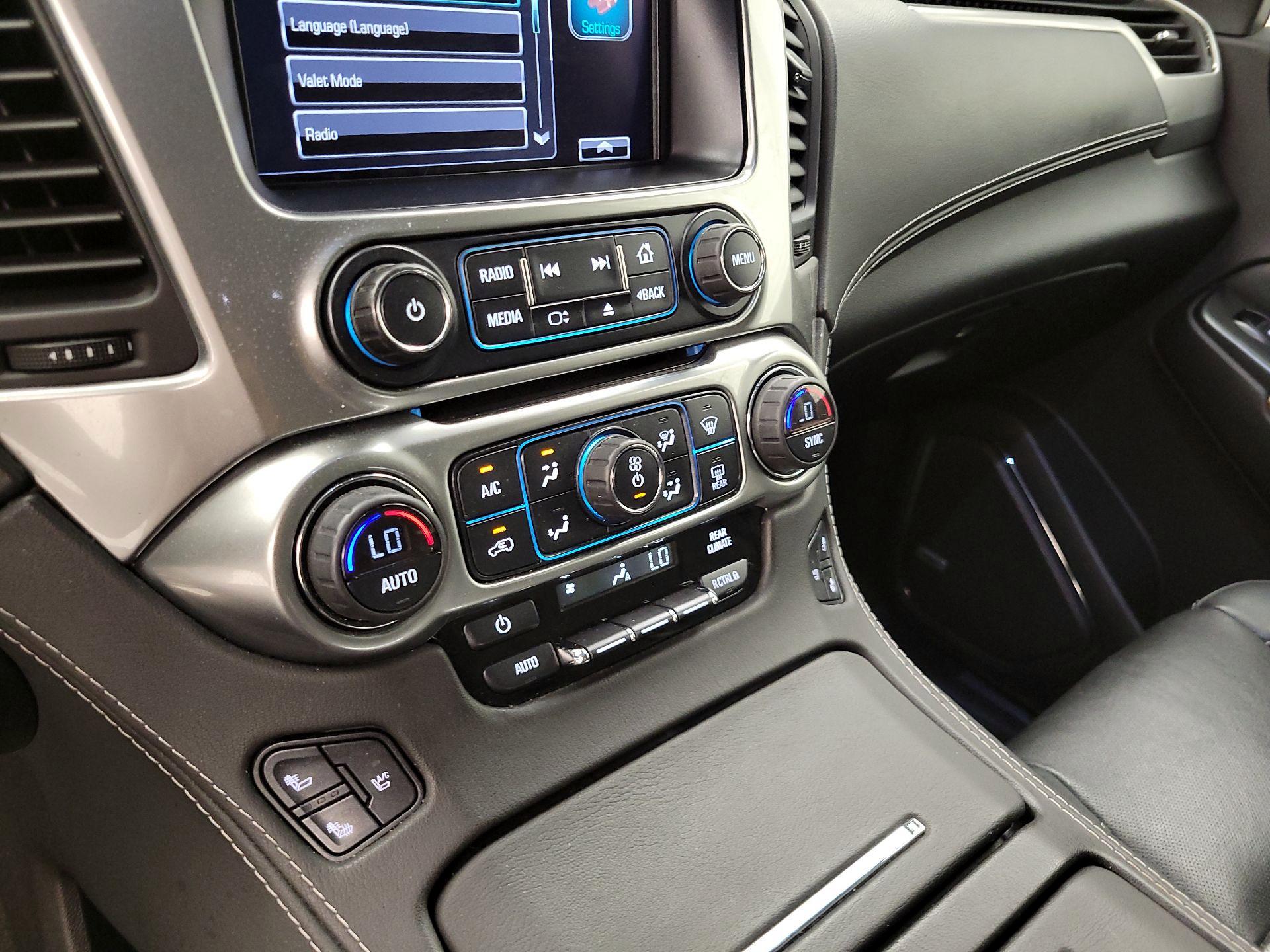 Thumbnail: 2016 Chevrolet Tahoe - 16
