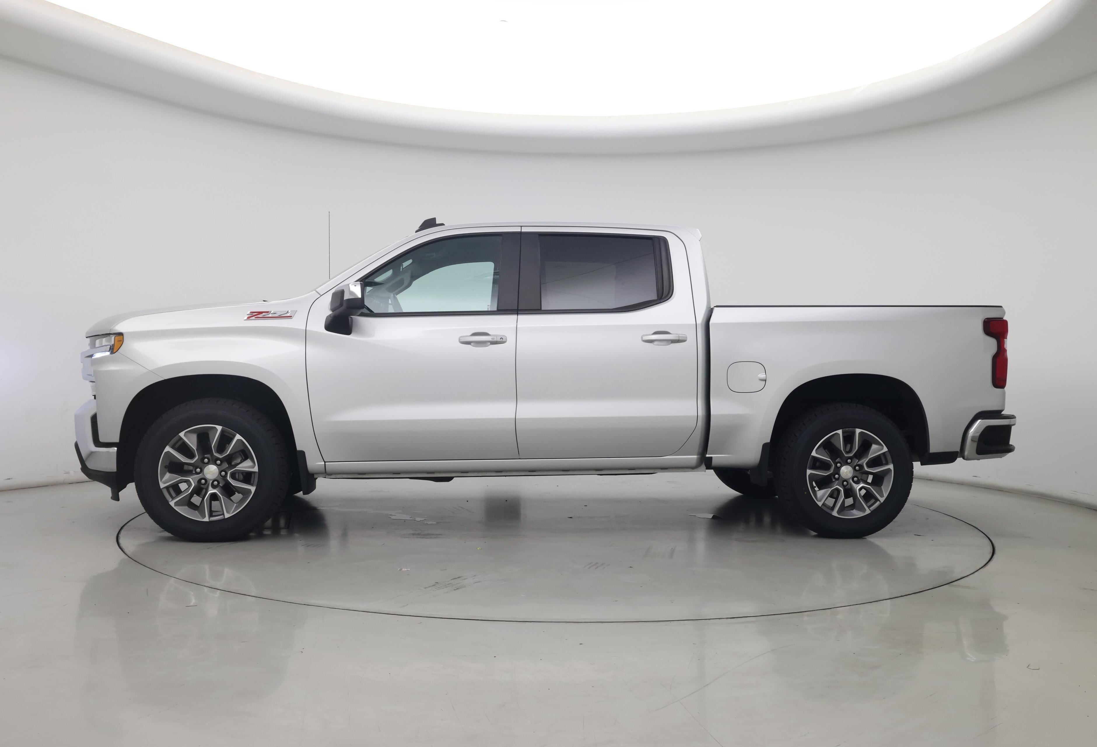 Thumbnail: 2021 Chevrolet Silverado 1500 - 3