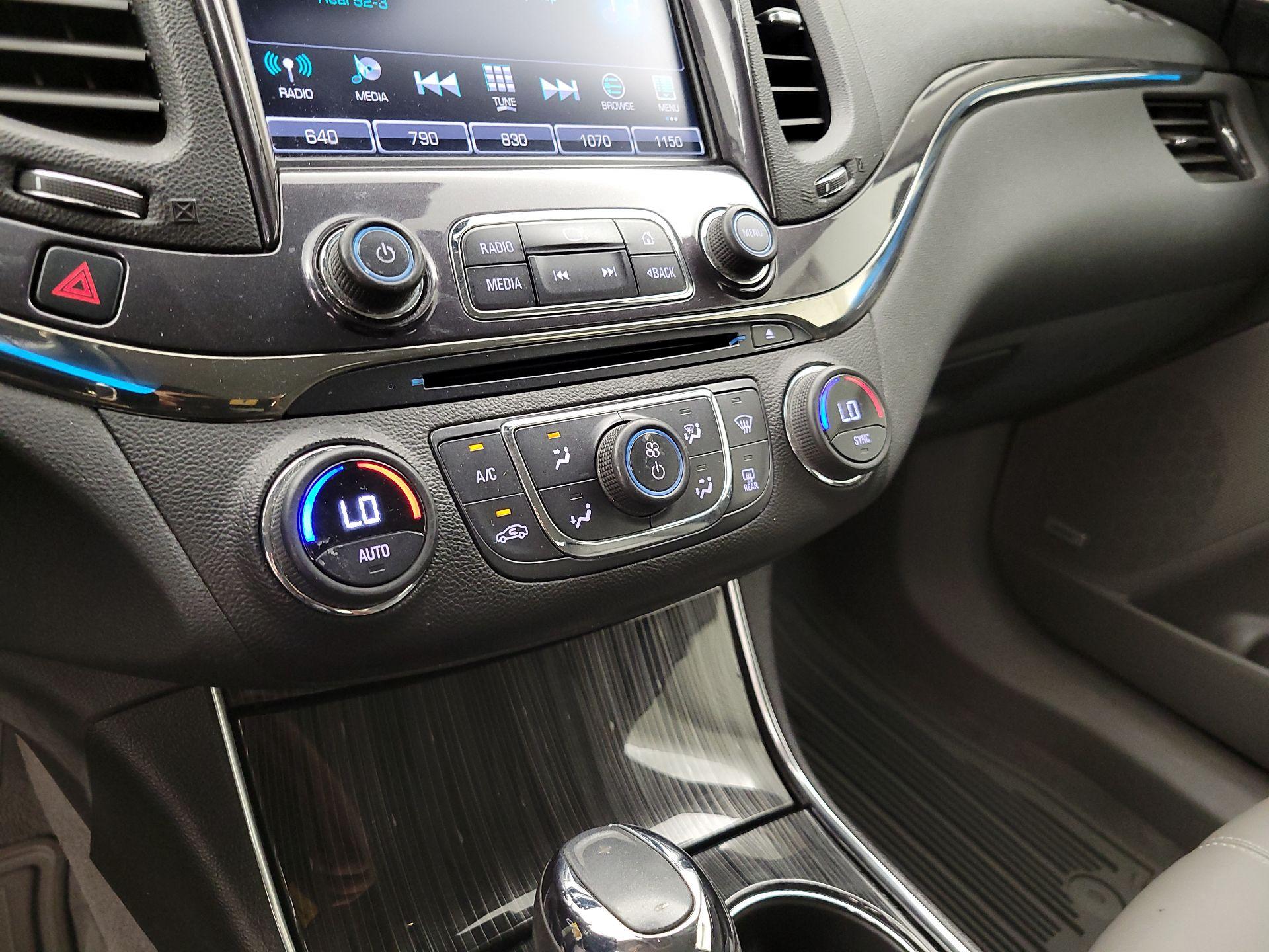Thumbnail: 2016 Chevrolet Impala - 16