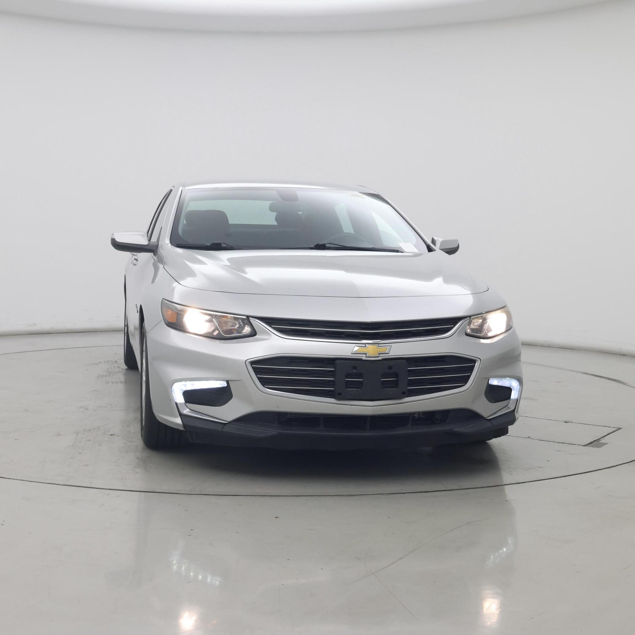 Thumbnail: 2016 Chevrolet Malibu - 5