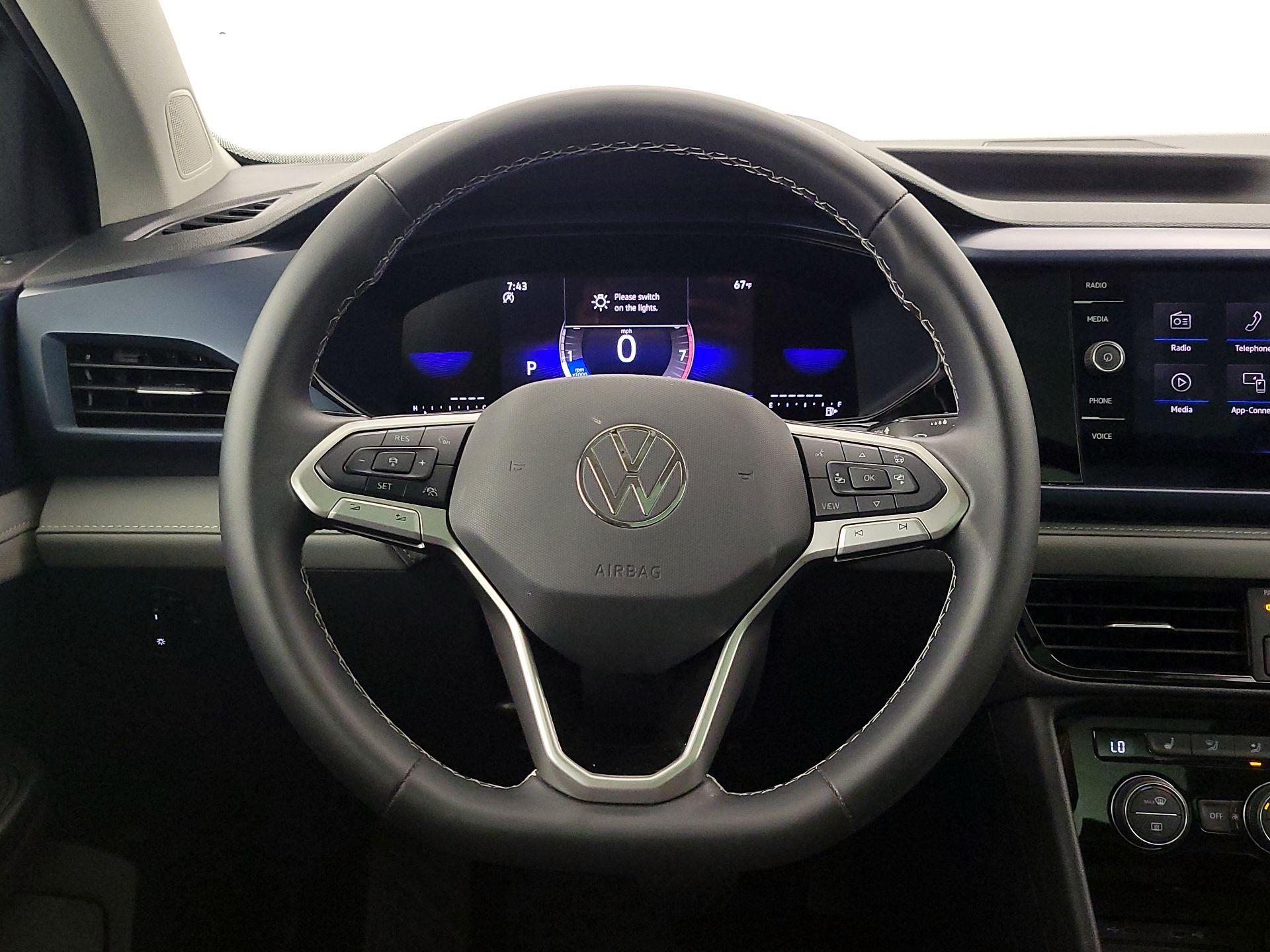 Thumbnail: 2024 Volkswagen Taos - 10