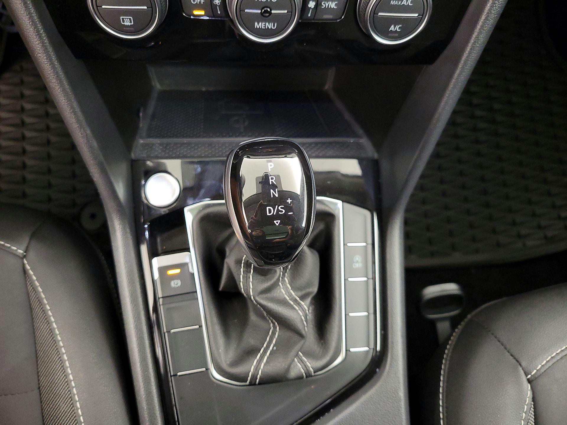 Thumbnail: 2024 Volkswagen Taos - 17