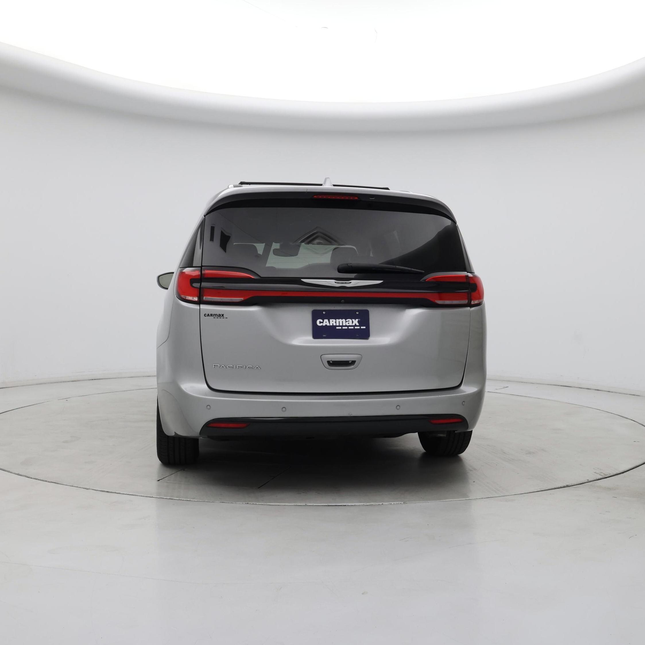 Thumbnail: 2021 Chrysler Pacifica - 6