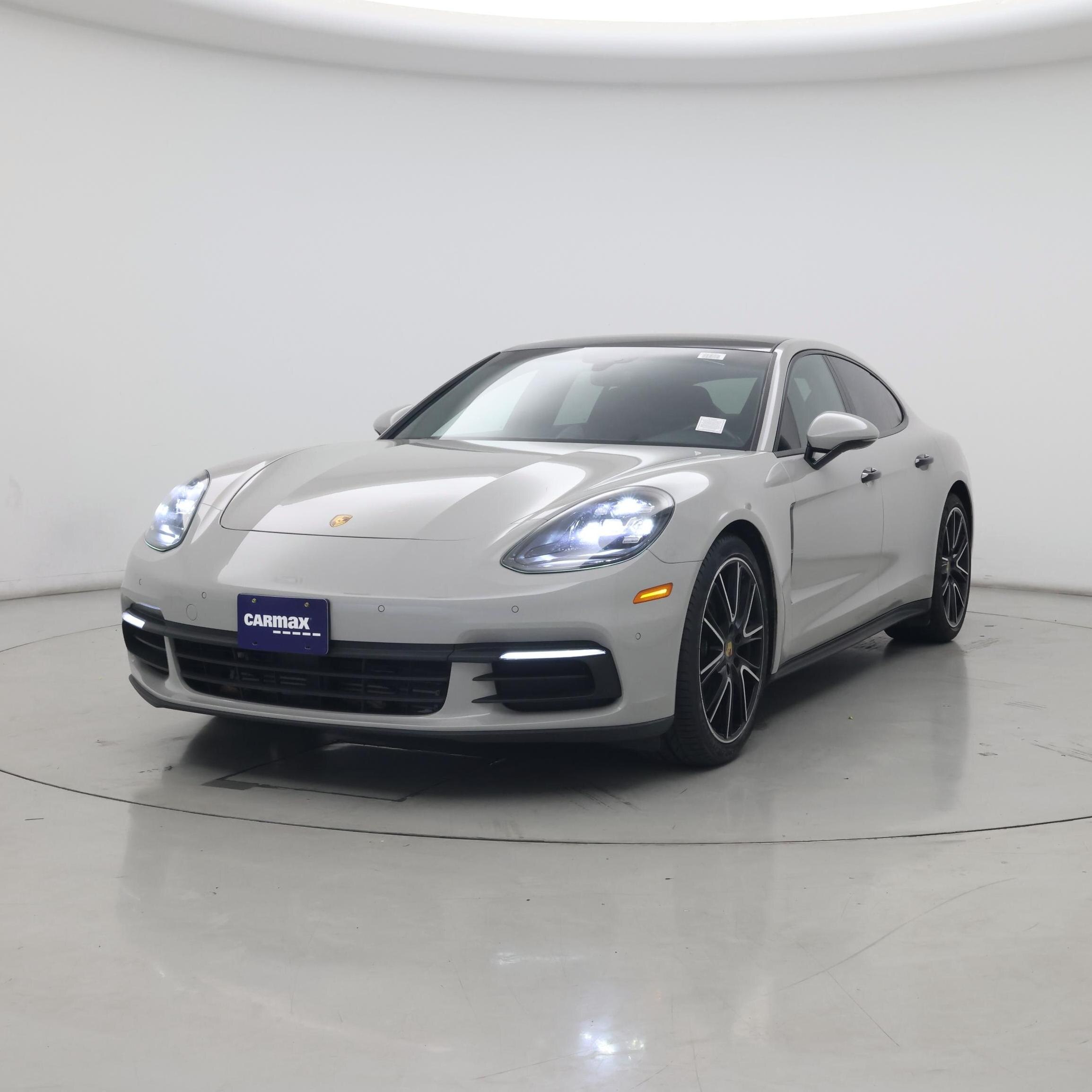 Thumbnail: 2020 Porsche Panamera - 4