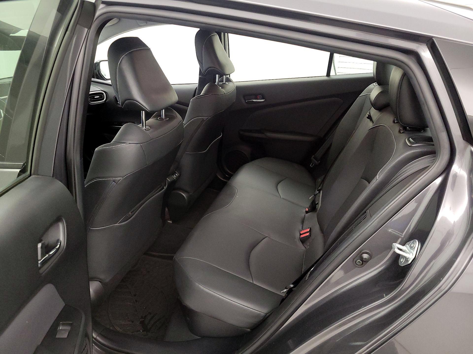 Thumbnail: 2020 Toyota Prius Prime - 20